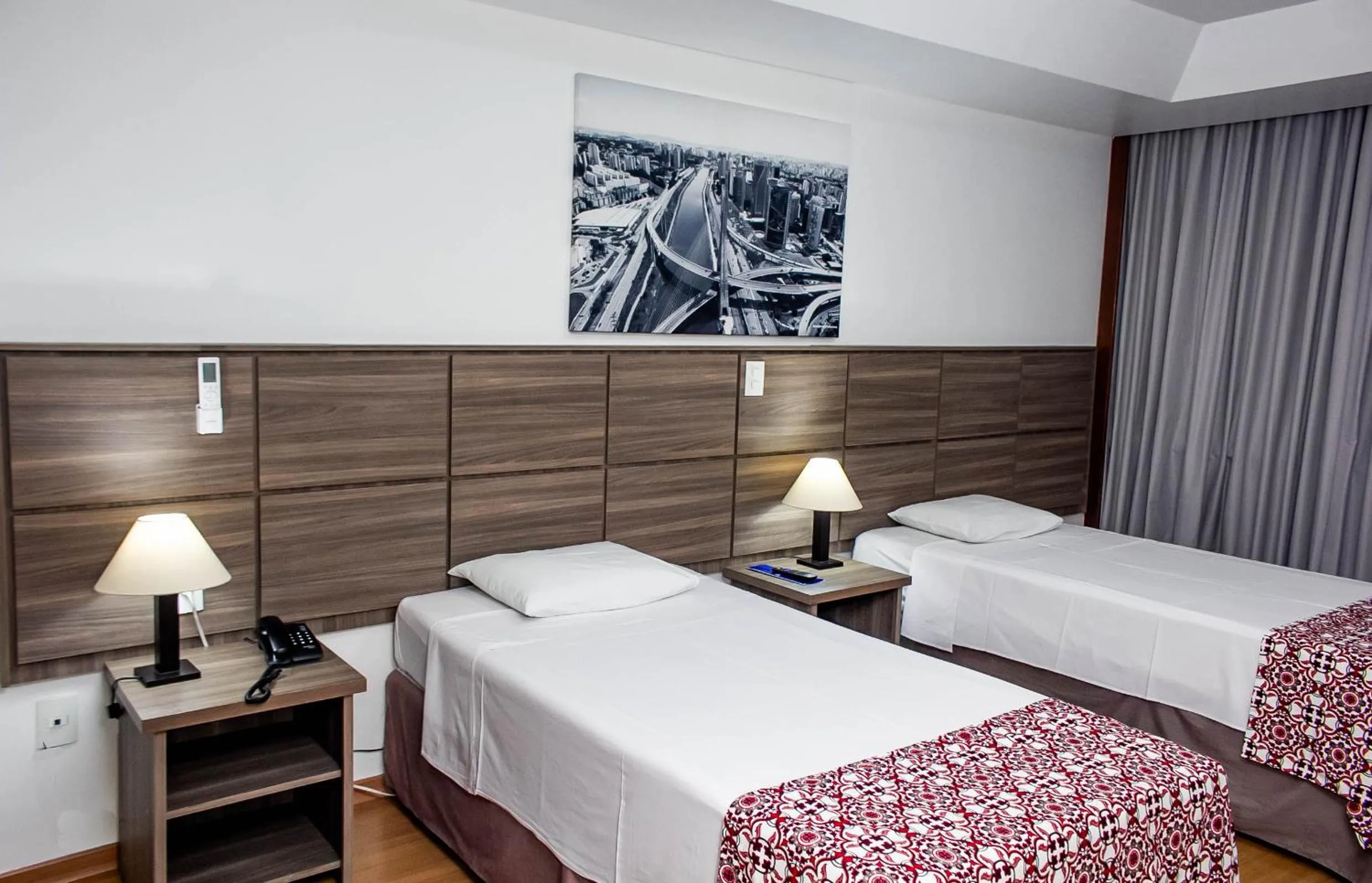 Photo of the whole room, Bed in Hotel Dan Inn Planalto São Paulo