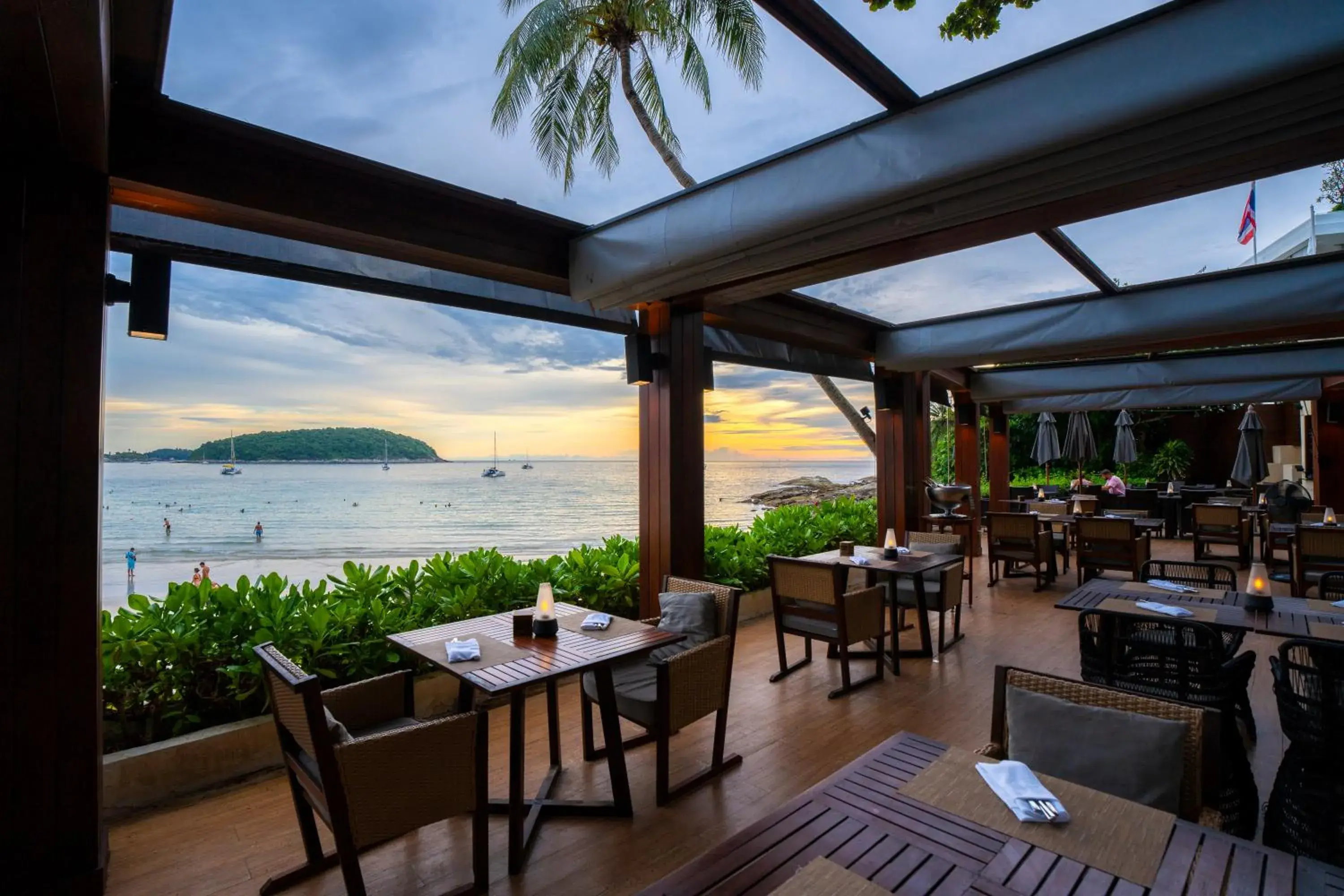 Restaurant/places to eat in The Nai Harn Restaurant/places to eat in The Nai Harn