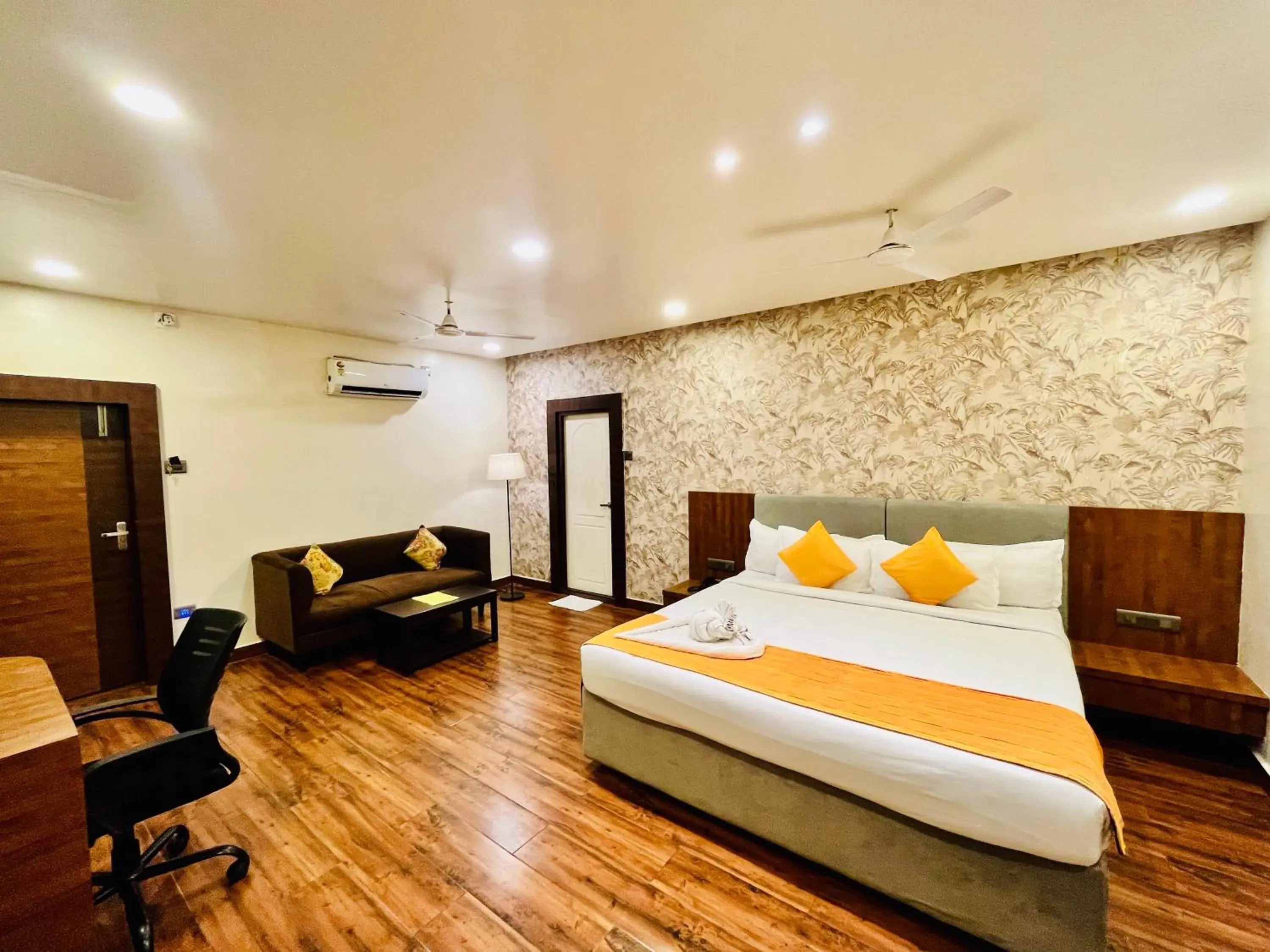 Bed in Shankar Bhavan By Vinayak Hotels Bed in Shankar Bhavan By Vinayak Hotels