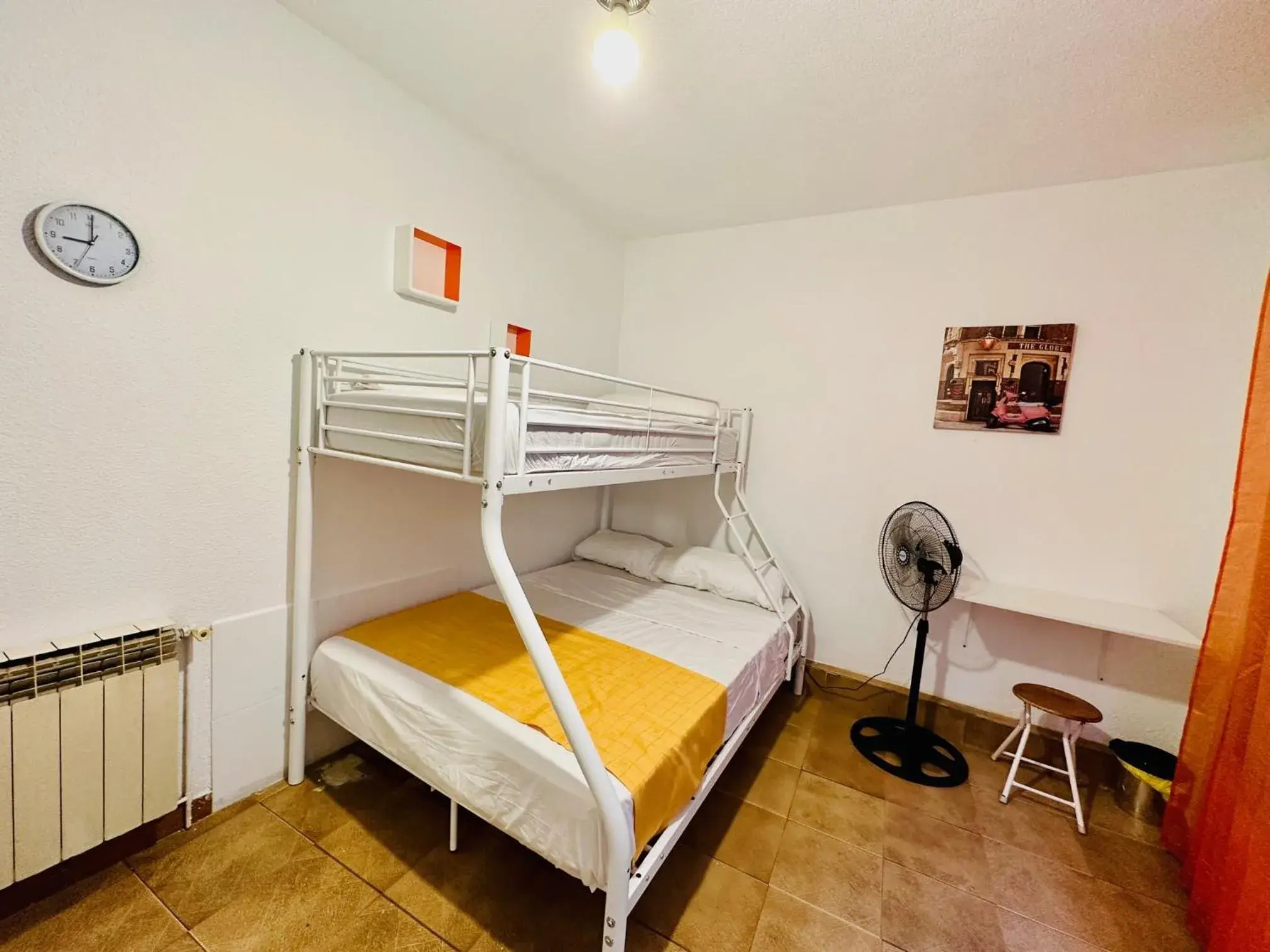 Rooms in Madrid Downtown Rooms in Madrid Downtown