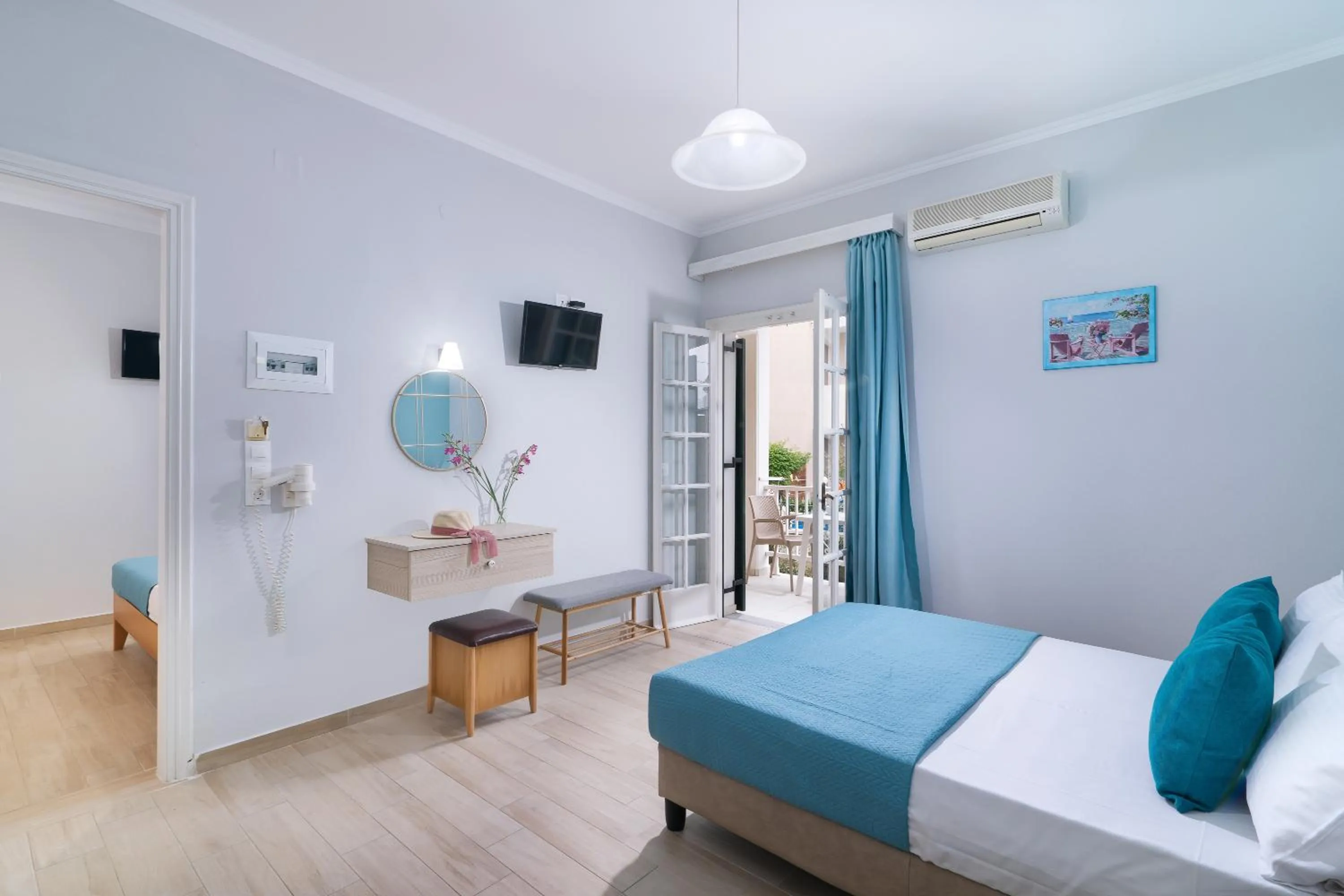 Bedroom, Bed in Domus Alta