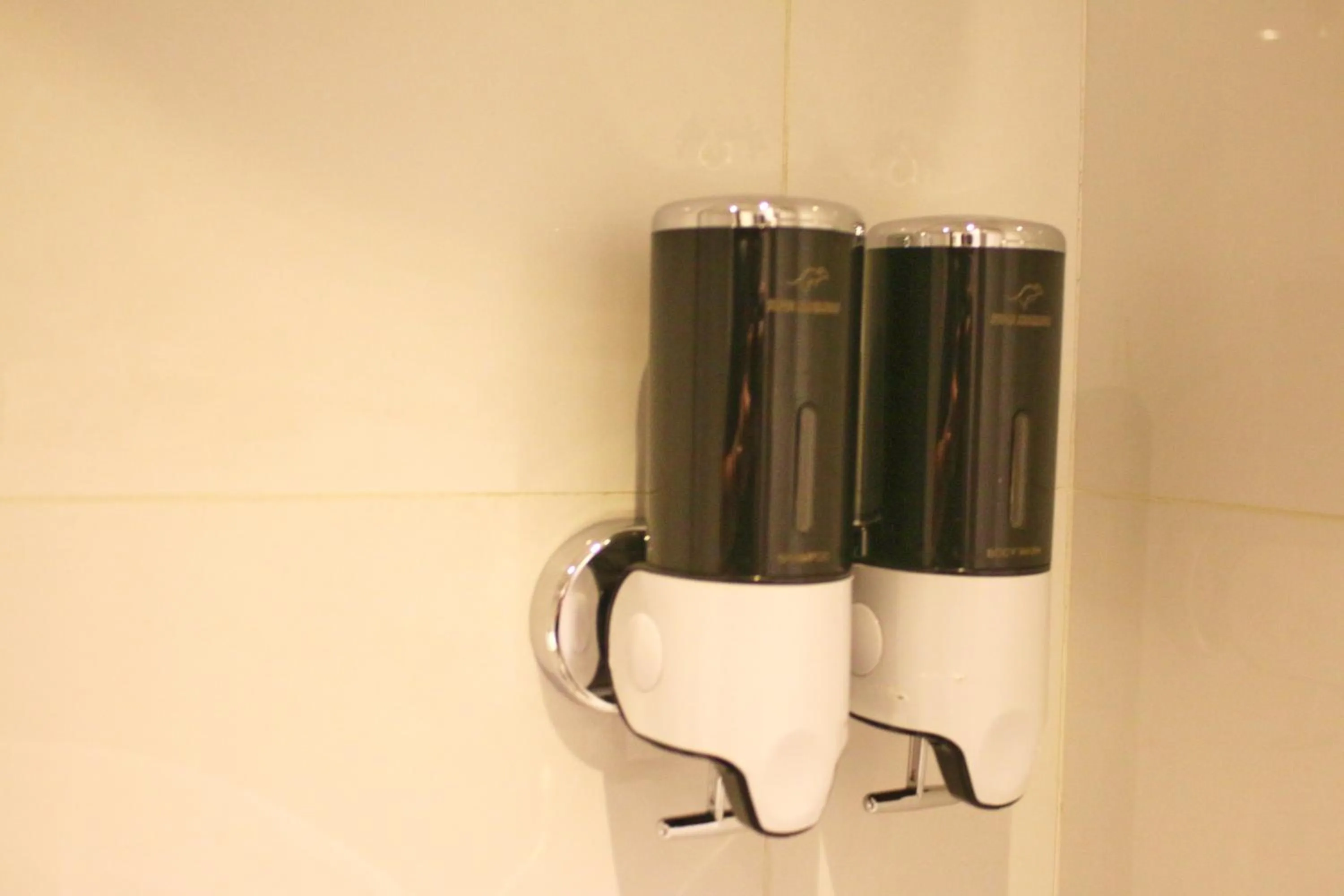 LuxeLite Suites Pasay