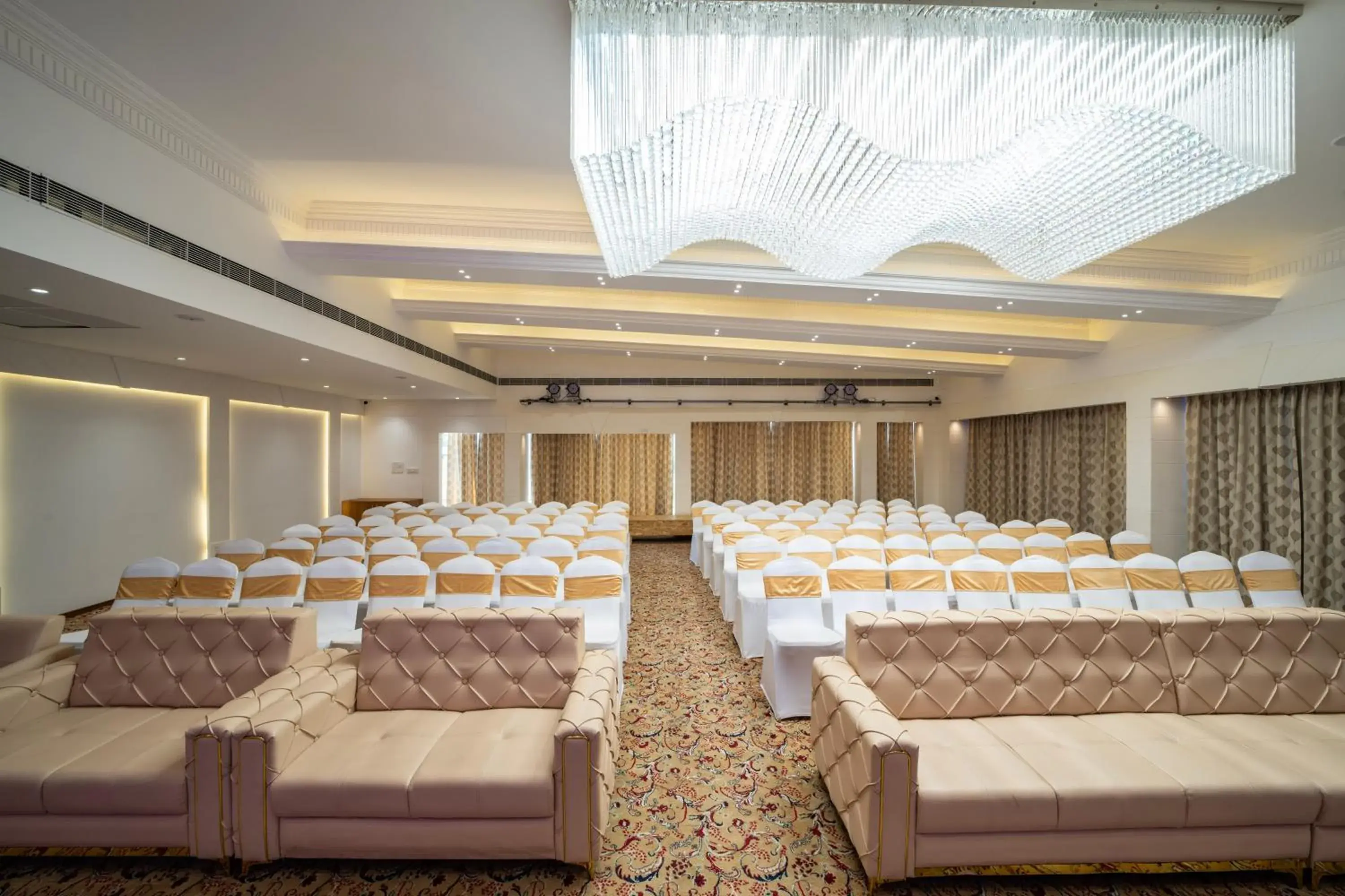 Banquet/Function facilities, Bed in Hyde Park Orchards Banquet/Function facilities, Bed in Hyde Park Orchards