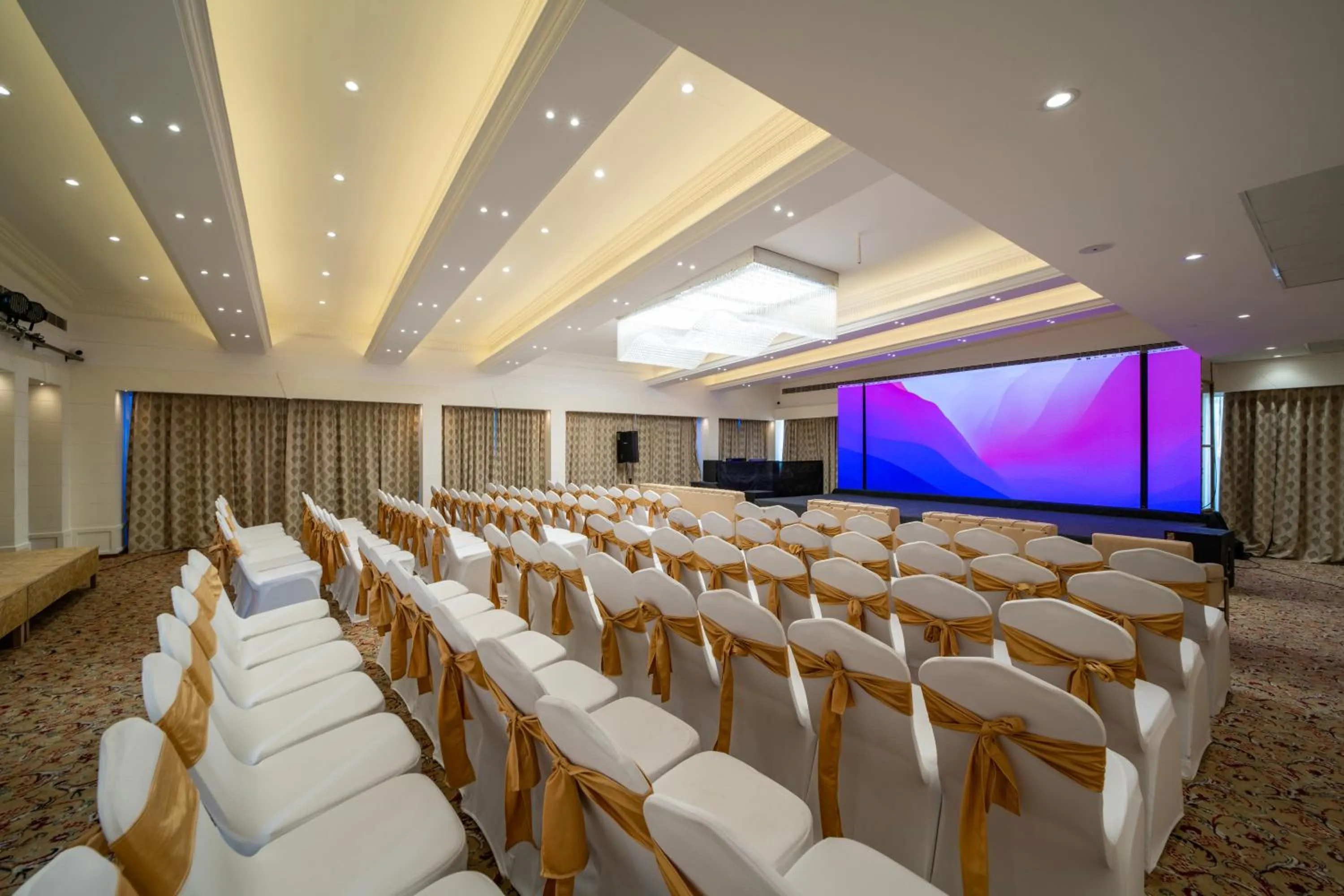 Banquet/Function facilities in Hyde Park Orchards