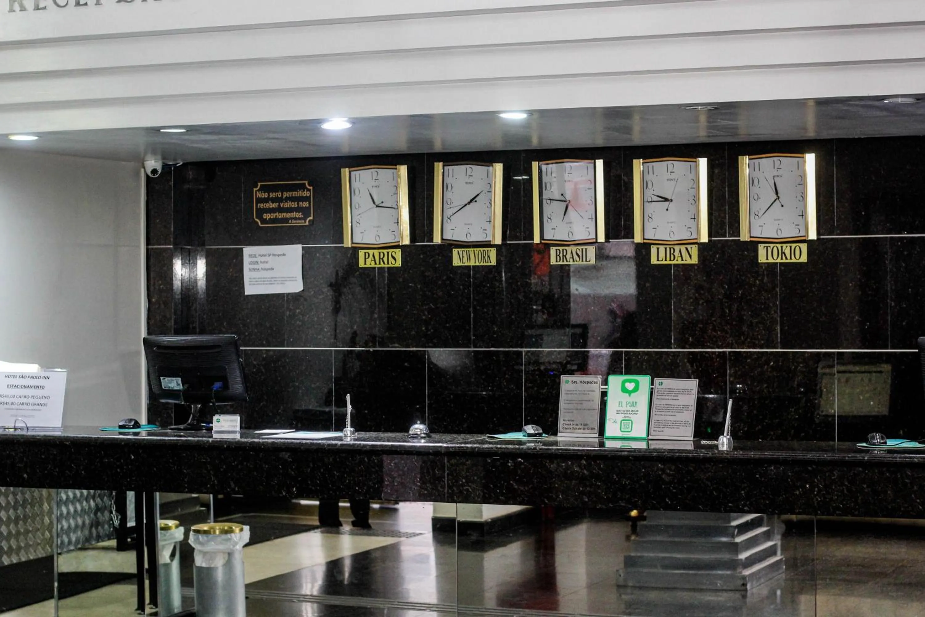 Lobby or reception in Hotel Euro Suite São Paulo by Nacional Inn - A 600 METROS DA RUA 25 DE MARÇO