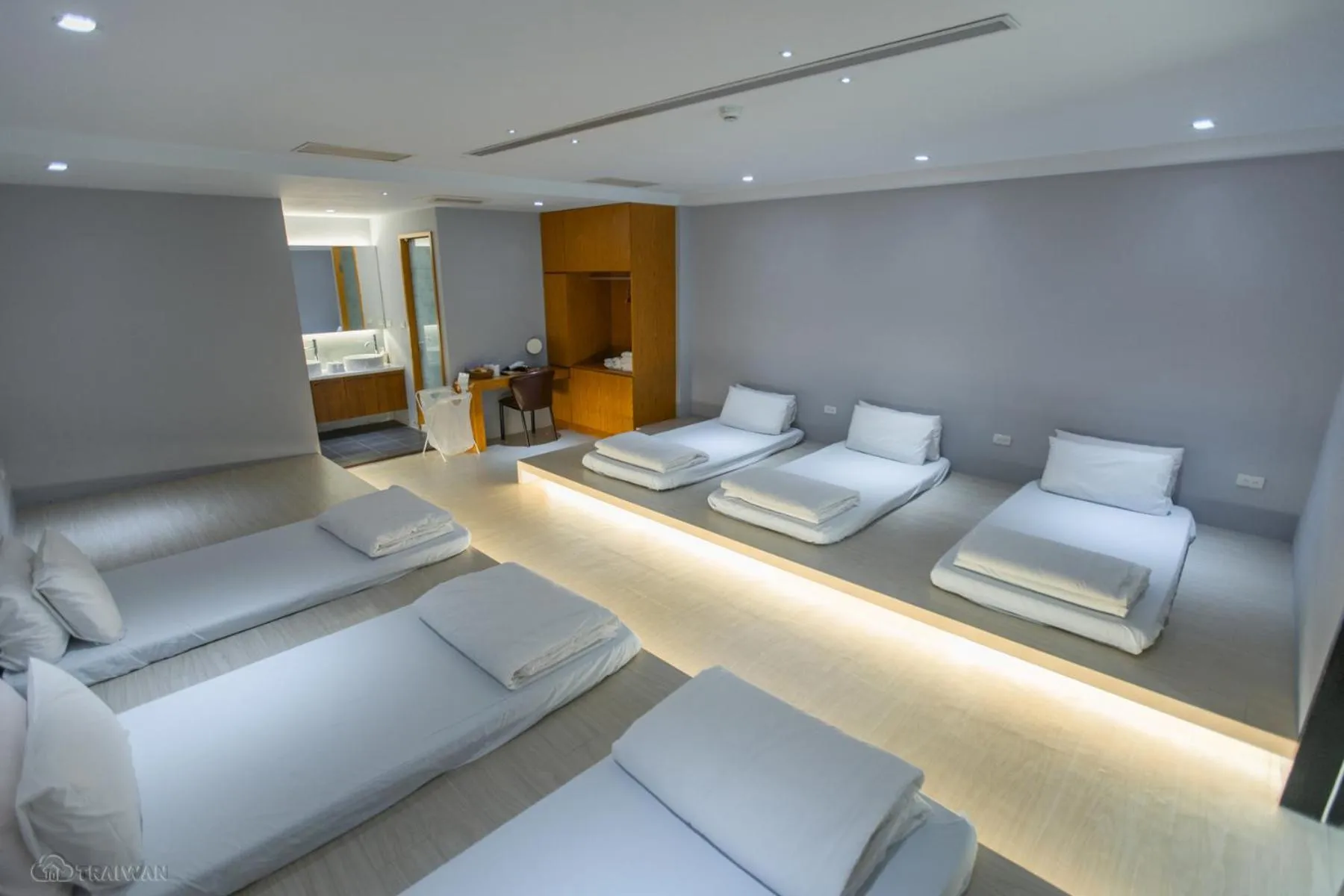 Bed in Happiness . danshui