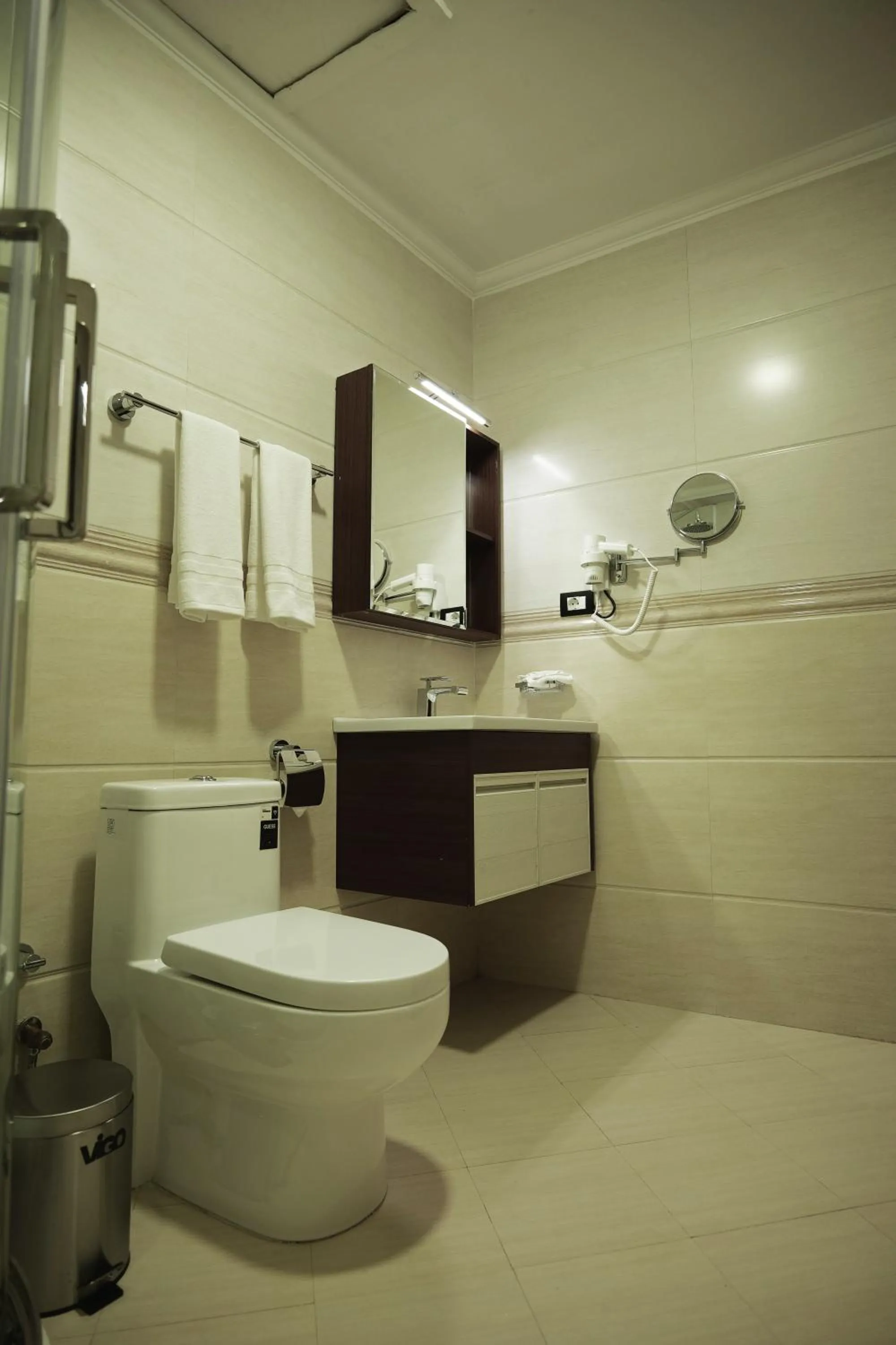 Bathroom in Crescent International Hotel