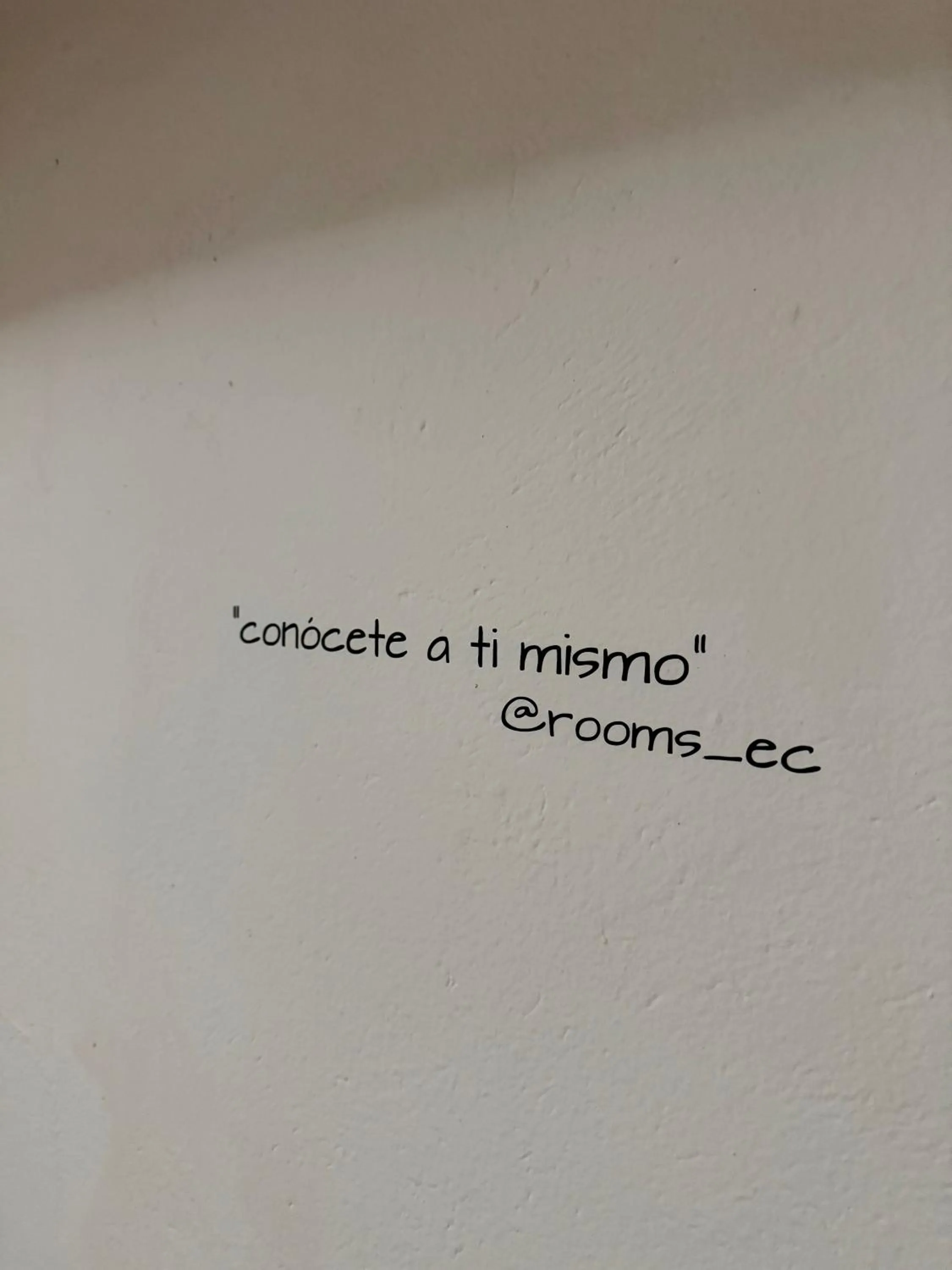 Text overlay in Rooms