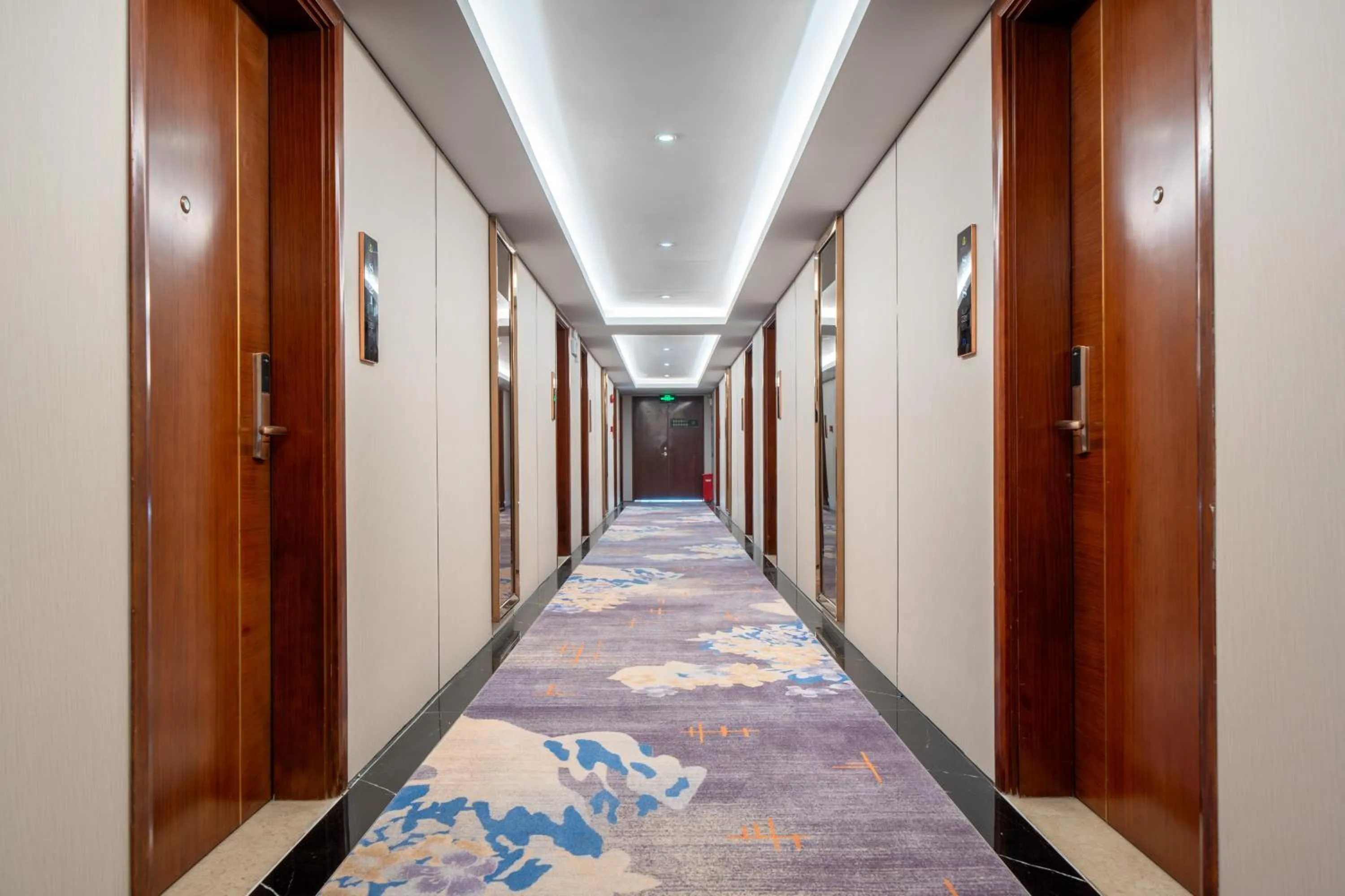 Property building in Honglilai Hotel