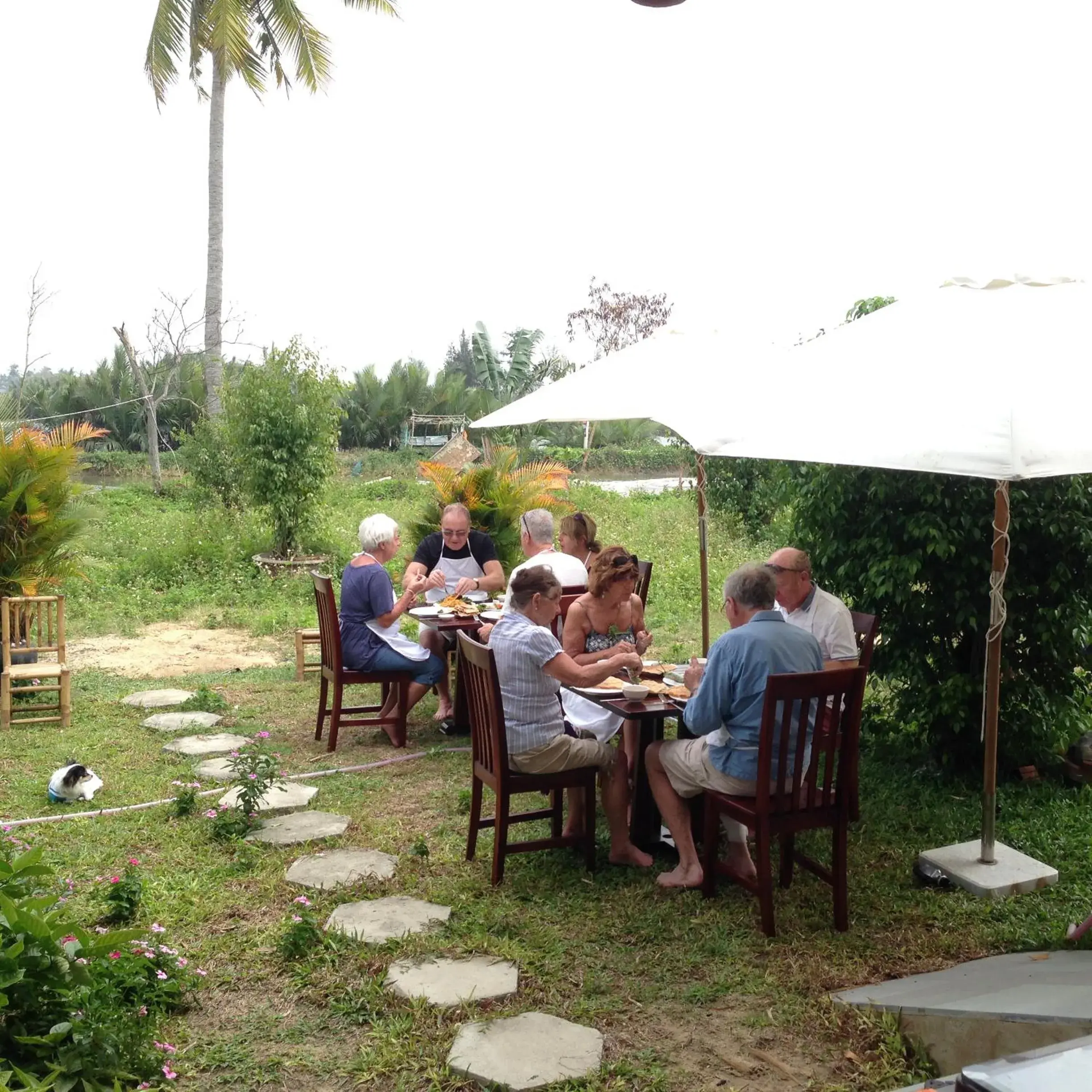 Breakfast in The Moon River Homestay & Villa Breakfast in The Moon River Homestay & Villa