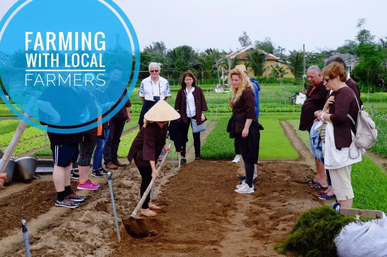 The Moon River Homestay & Villa