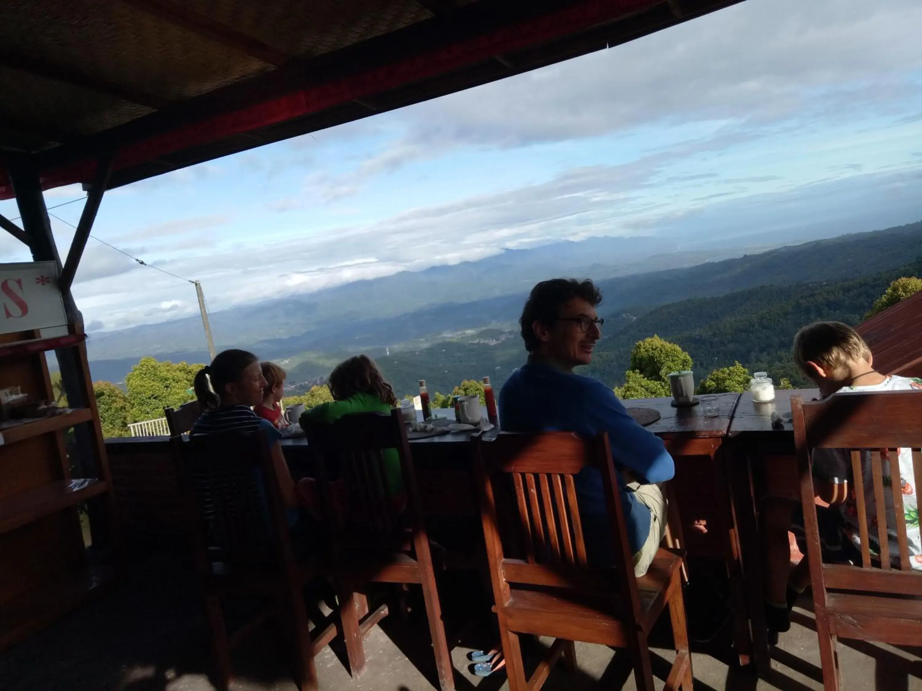 Restaurant/places to eat in Puri Sunset Homestay Restaurant/places to eat in Puri Sunset Homestay