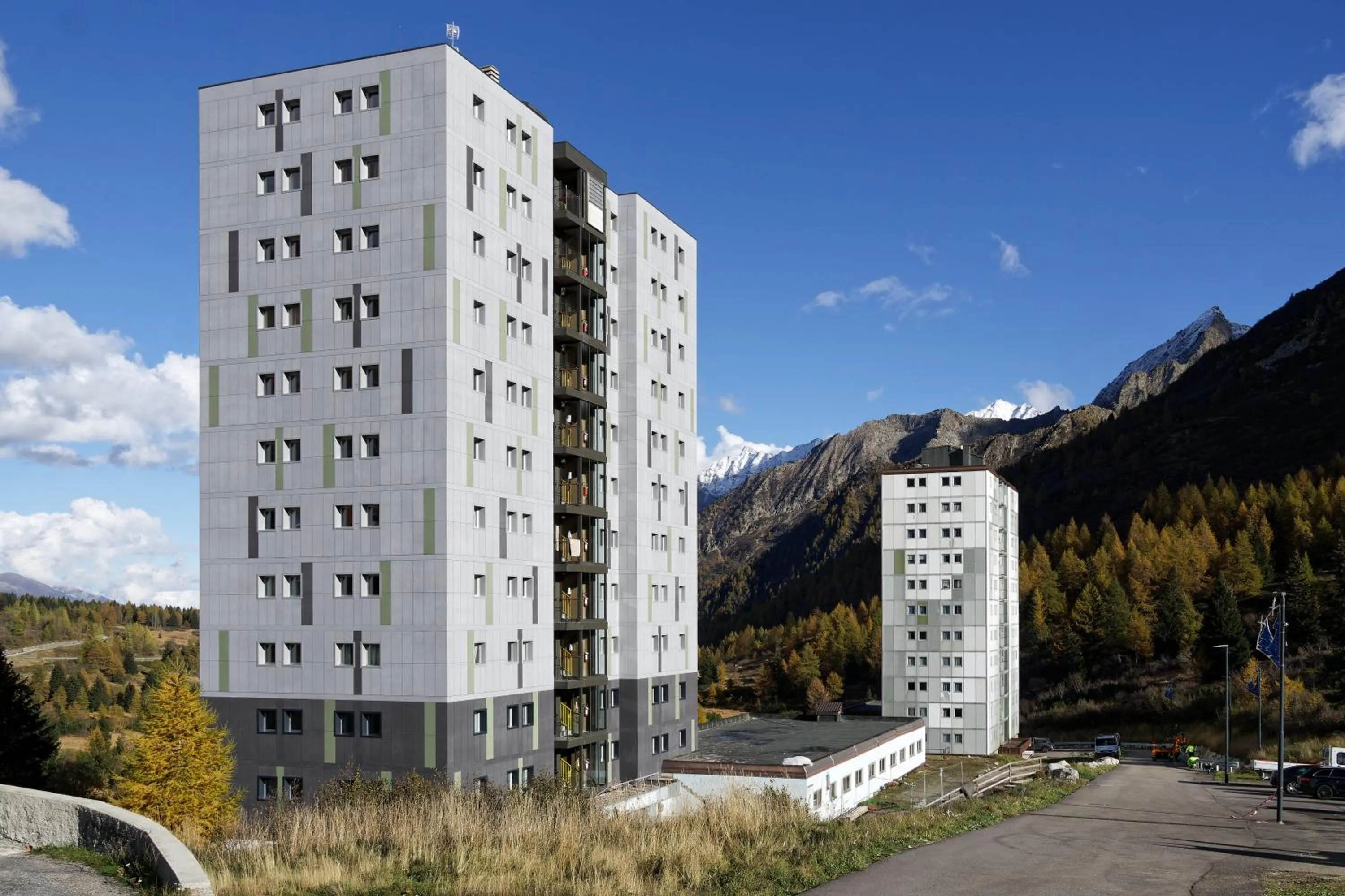 Property building in Apartment Tonale