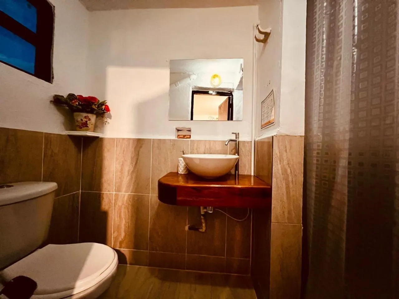 Bathroom in Balcon Plaza Villa de Leyva Hotel