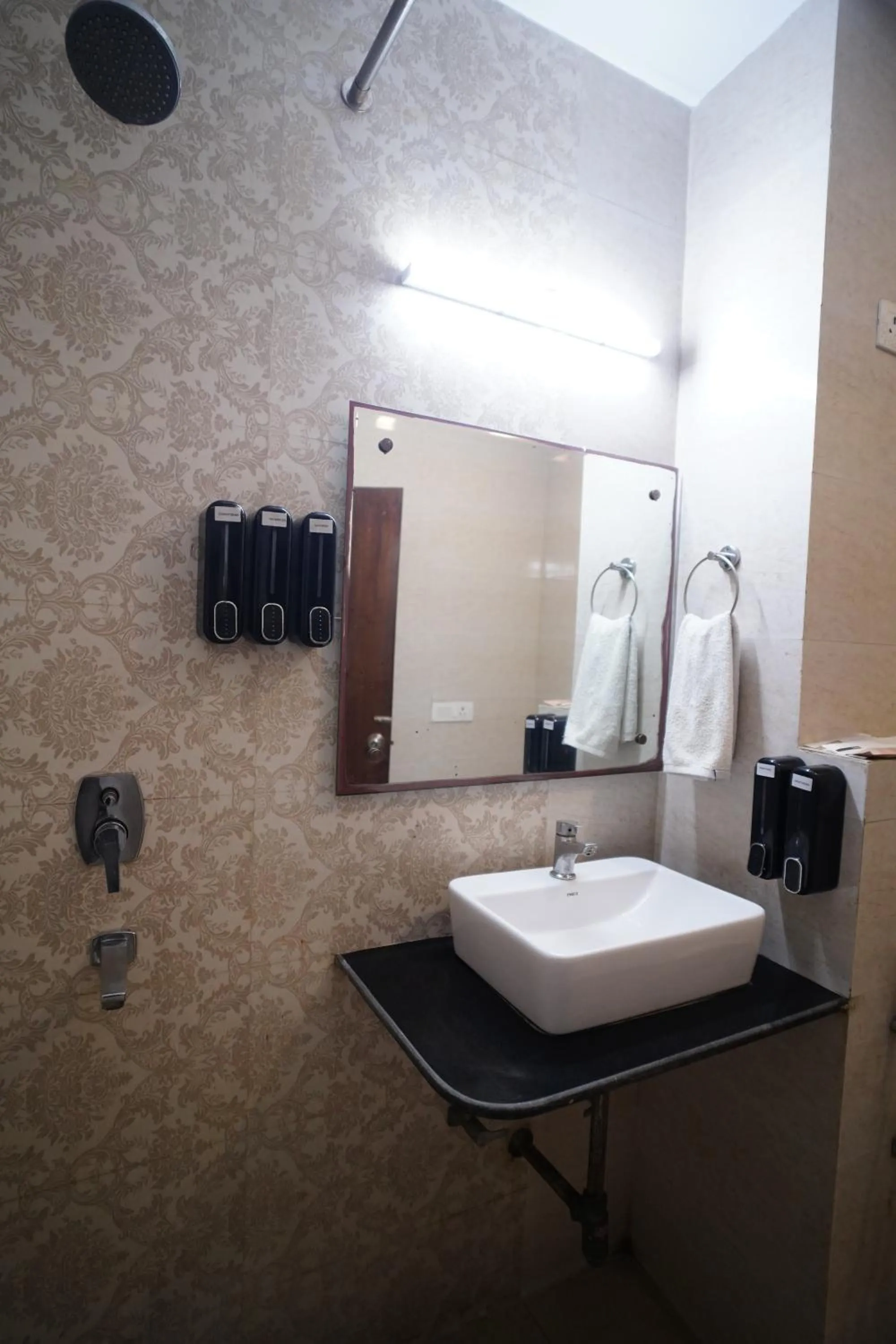 Bathroom in Hotel Royal Imperio