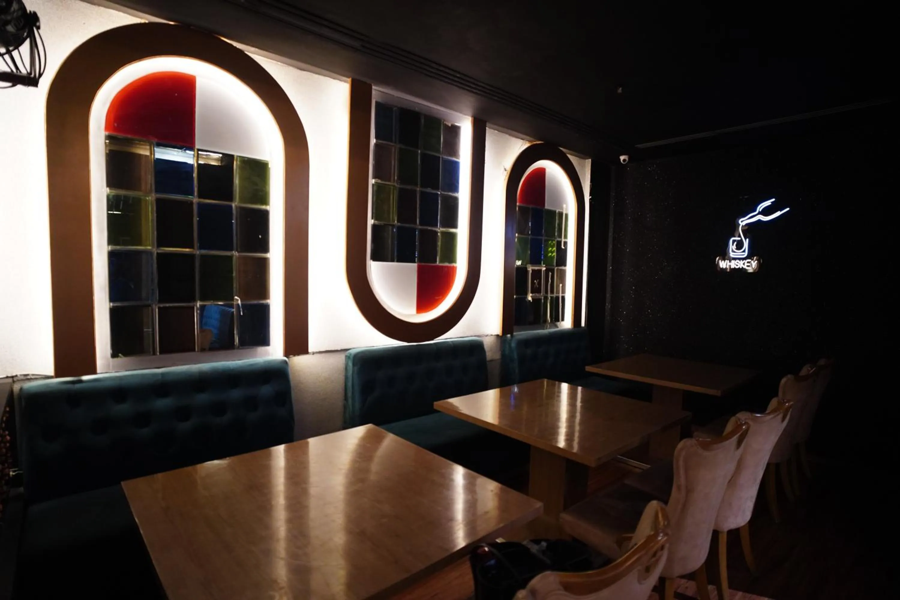 Restaurant/places to eat in Hotel Royal Imperio