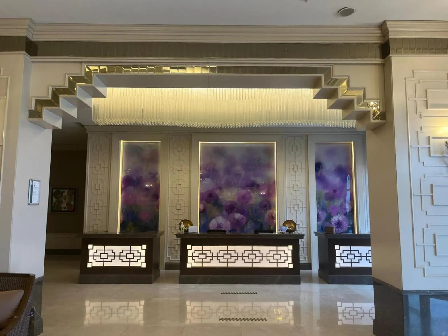 Lobby or reception in Morrian Hotel