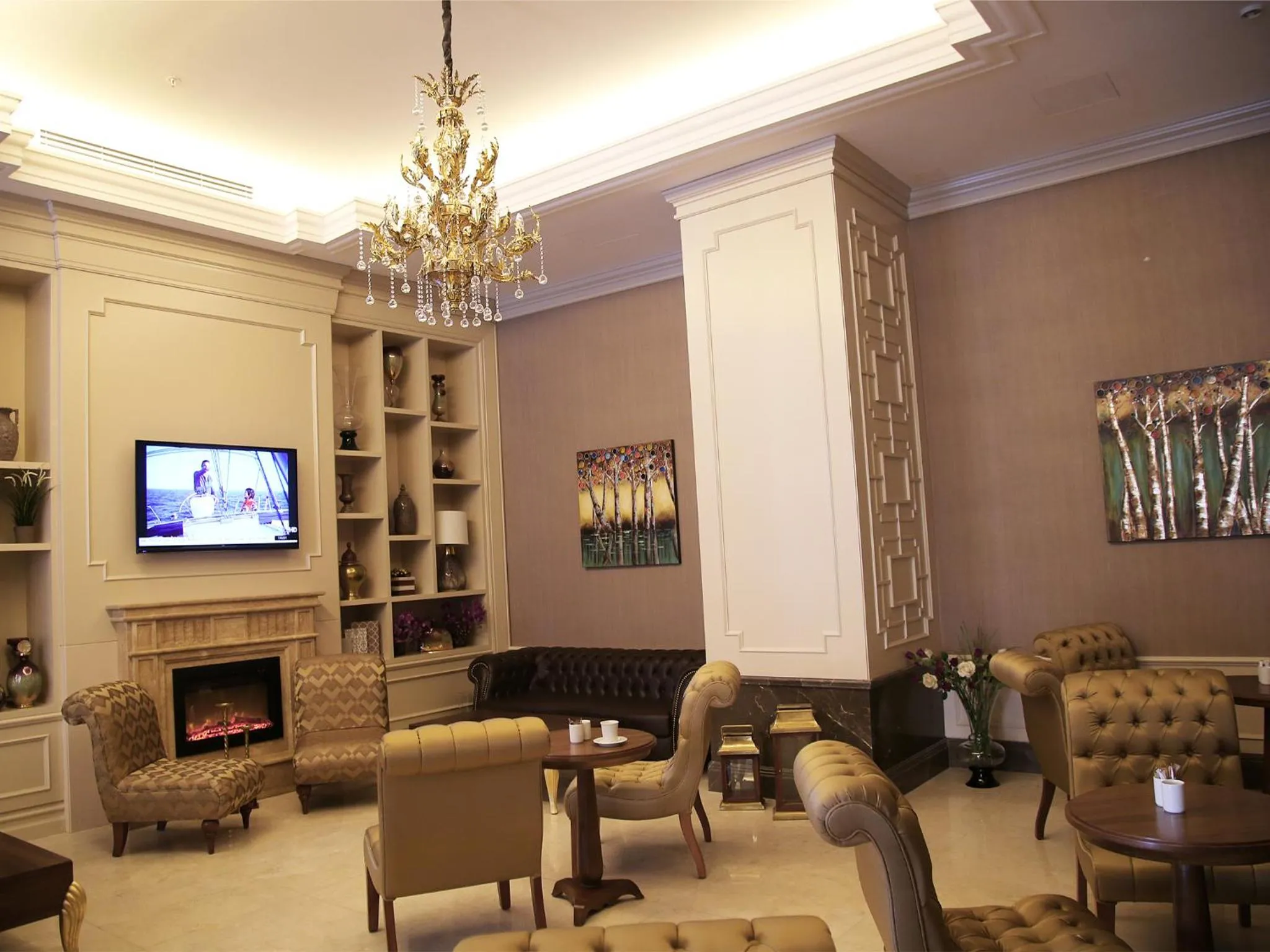 Lobby or reception in Morrian Hotel