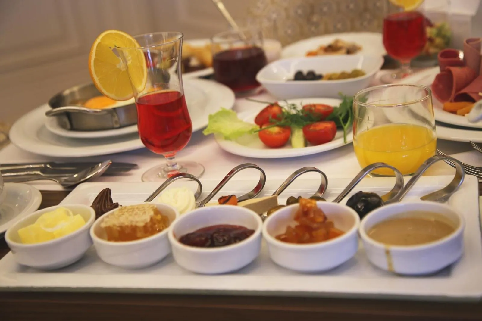 Buffet breakfast in Morrian Hotel