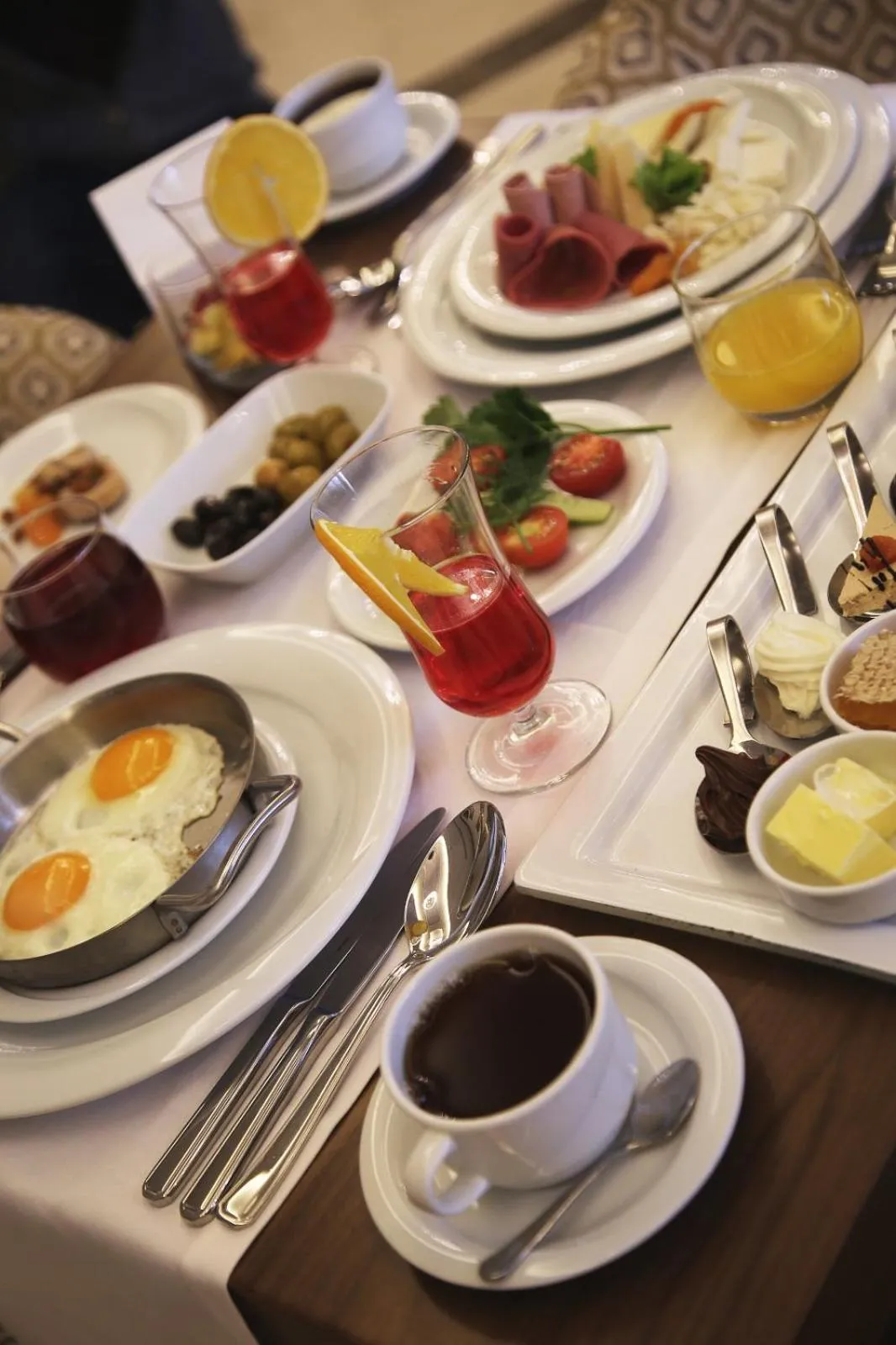 Buffet breakfast in Morrian Hotel