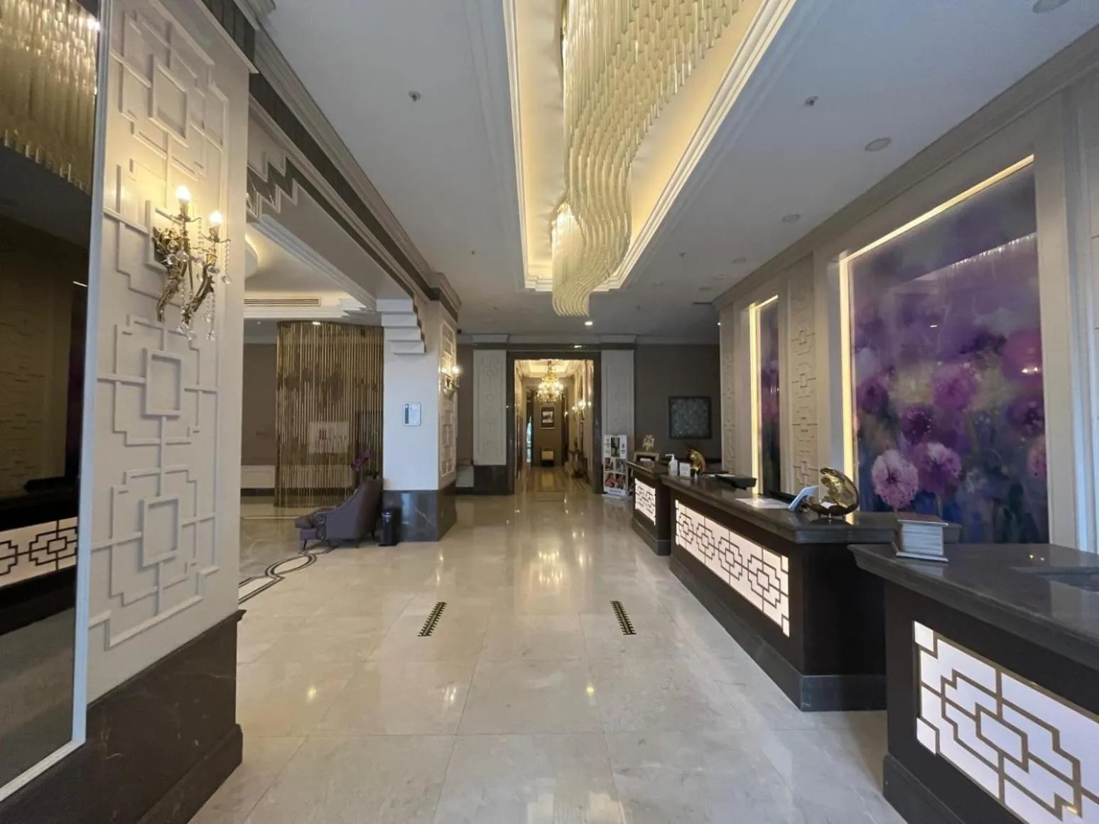Lobby or reception in Morrian Hotel