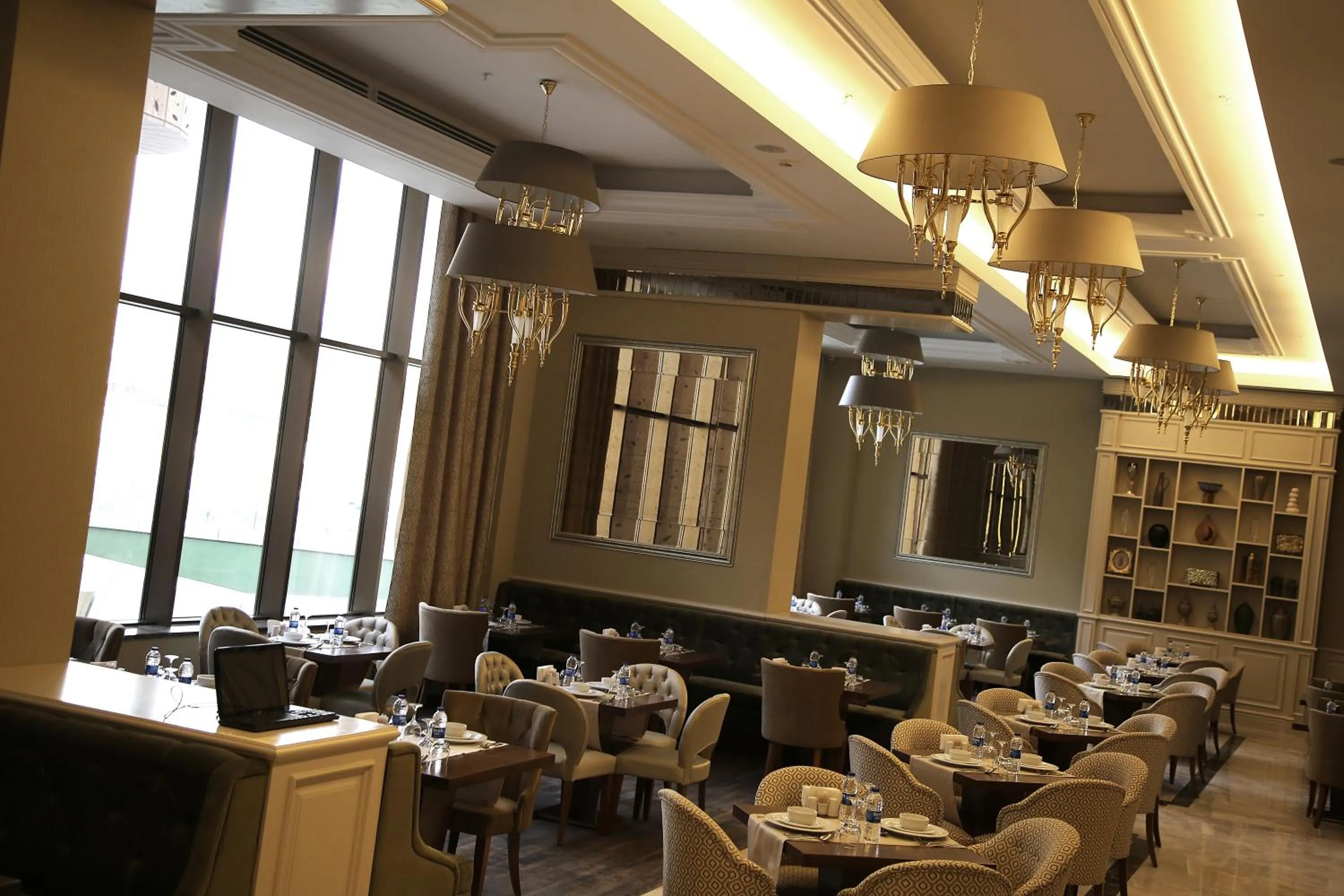 Swimming pool in Morrian Hotel