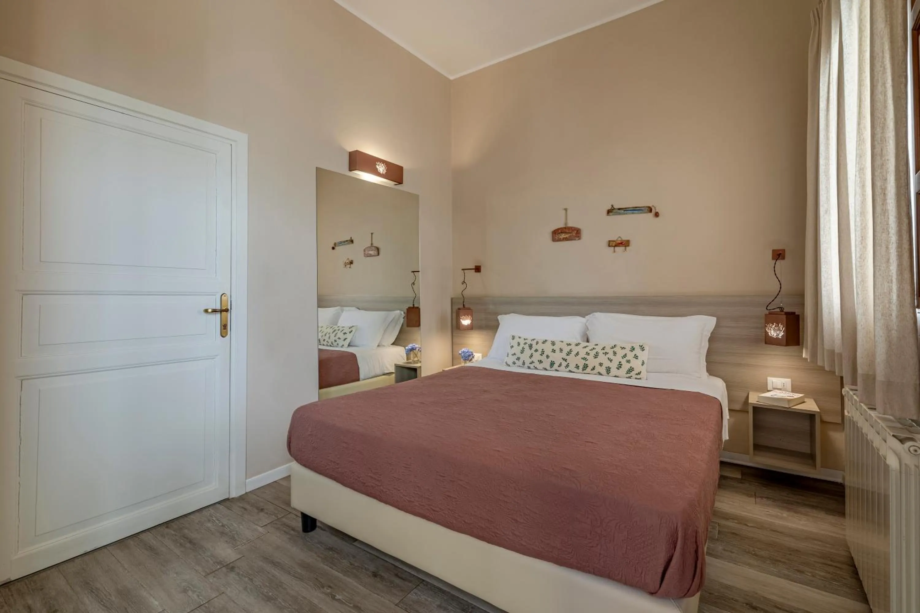 Double Room with Private Terrace in Salamureci Camere