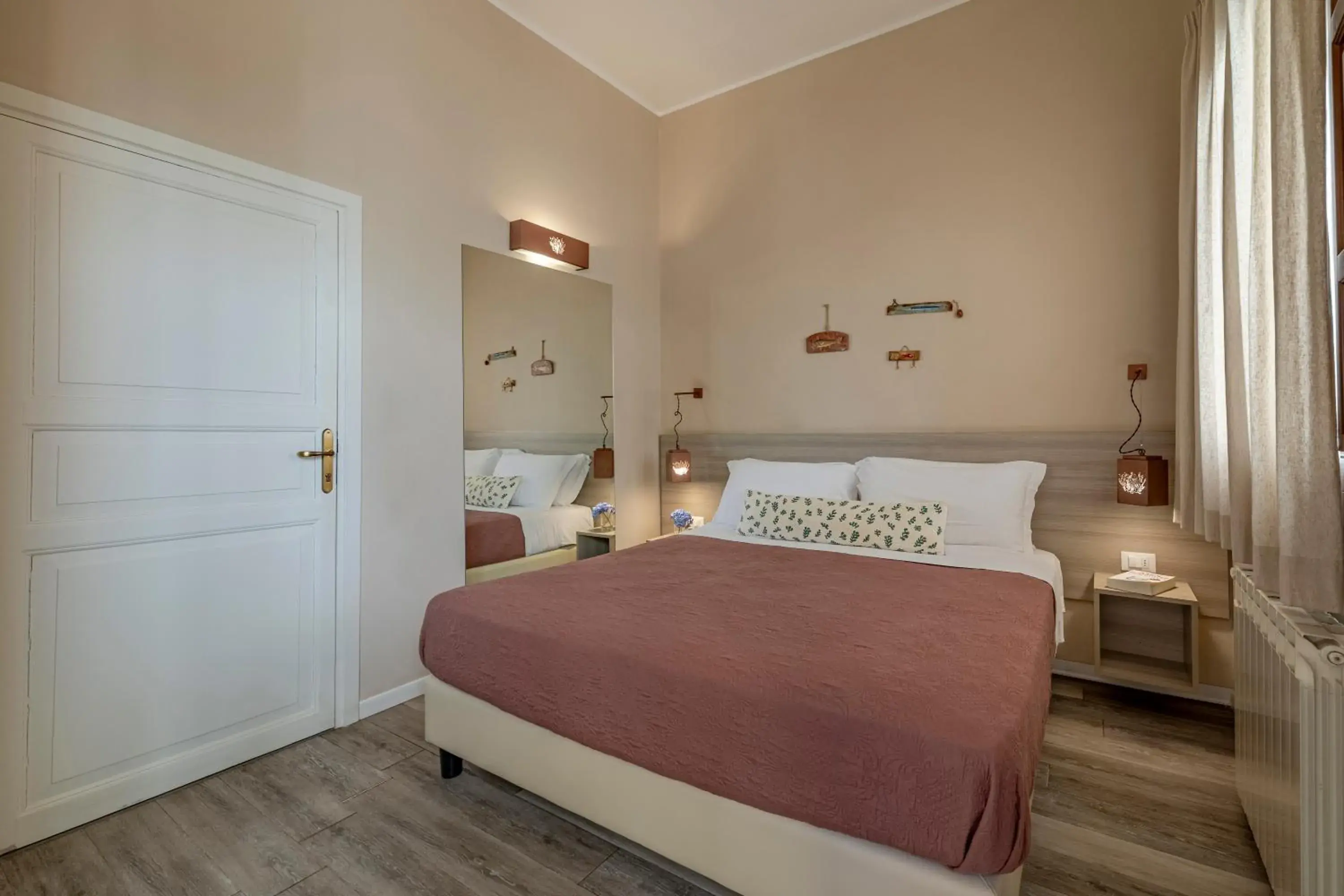 Double Room with Private Terrace in Salamureci Camere Double Room with Private Terrace in Salamureci Camere