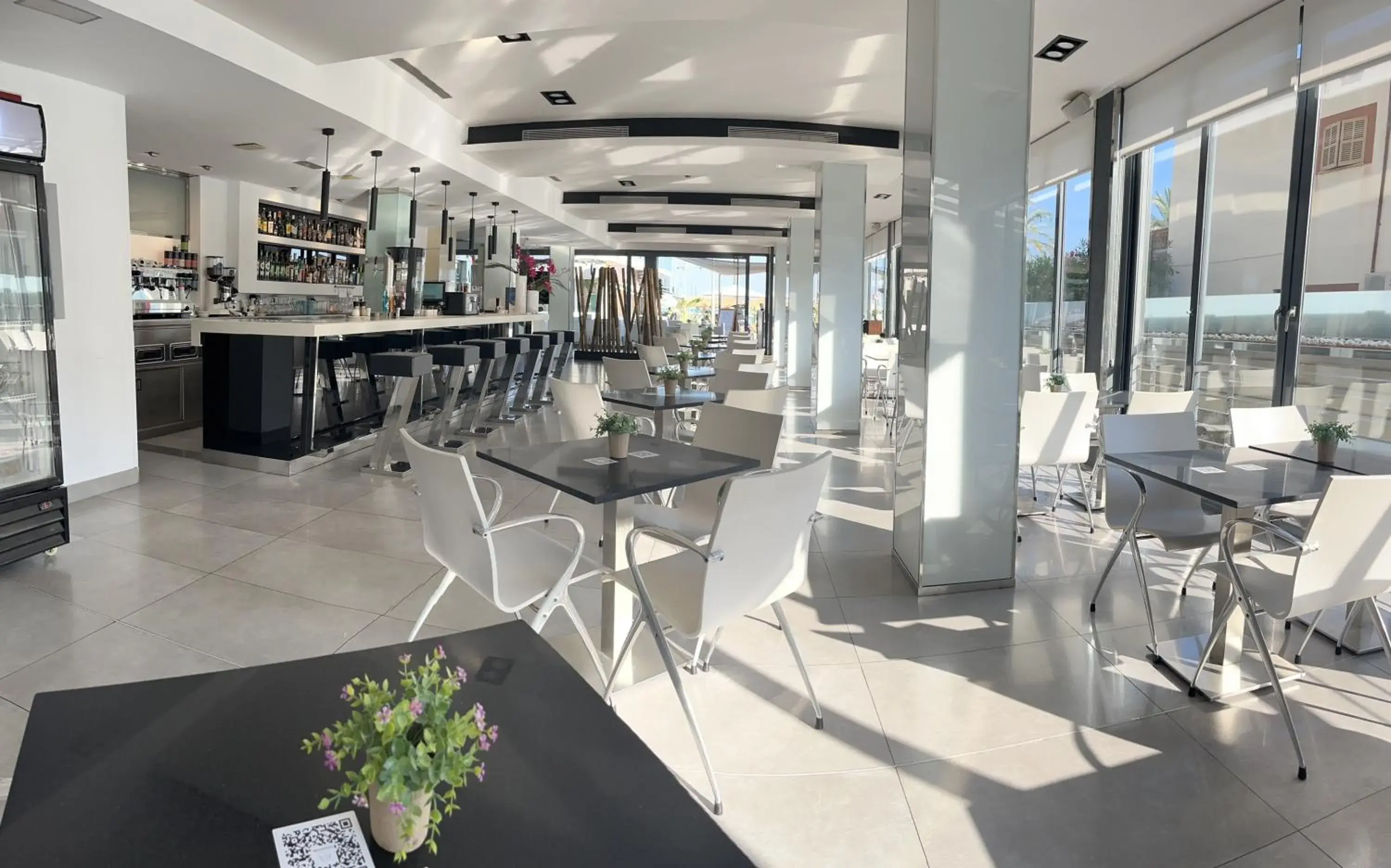 Lounge or bar in Nautic Hotel & Spa Lounge or bar in Nautic Hotel & Spa