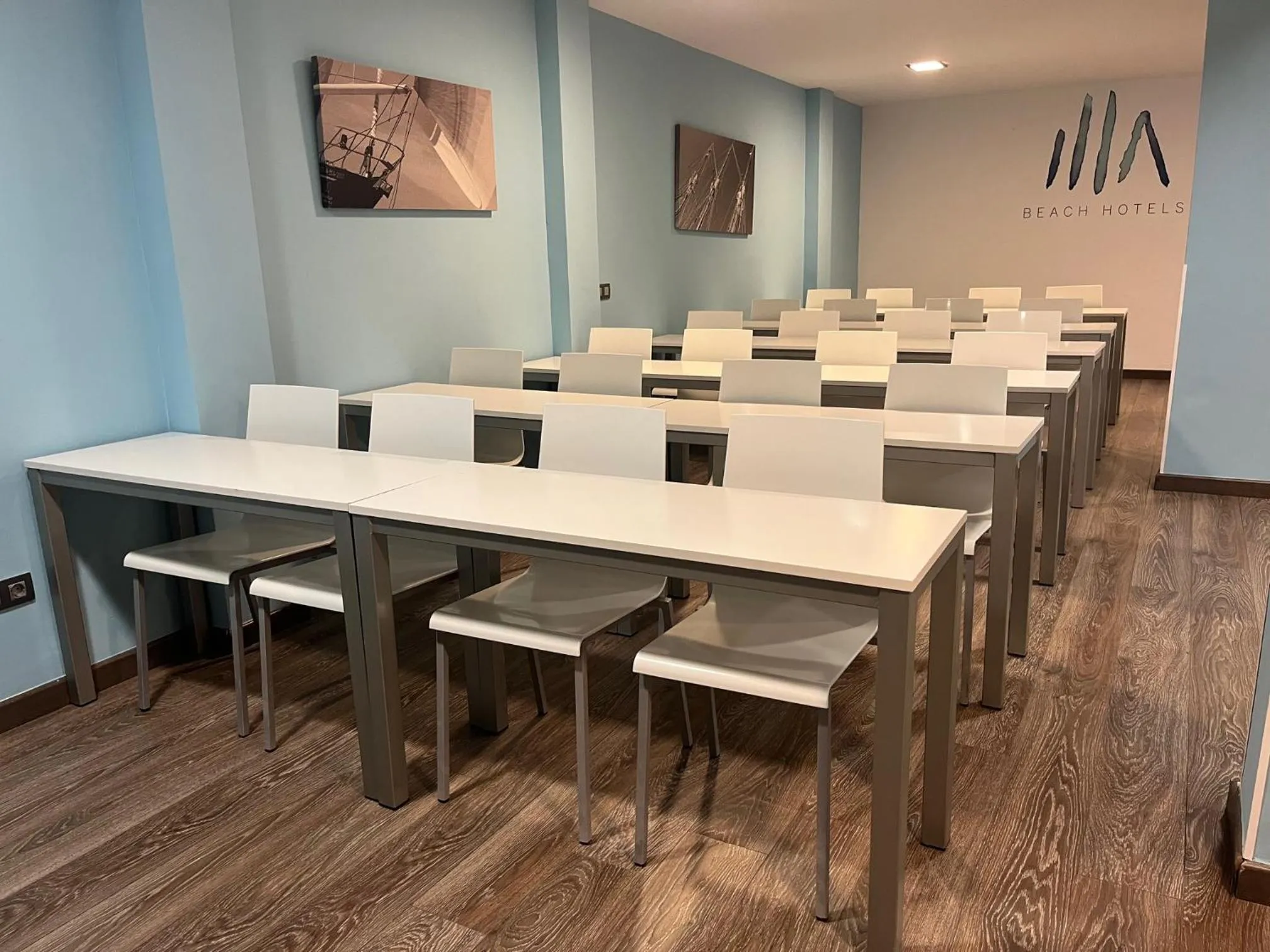 Seating area in Nautic Hotel & Spa