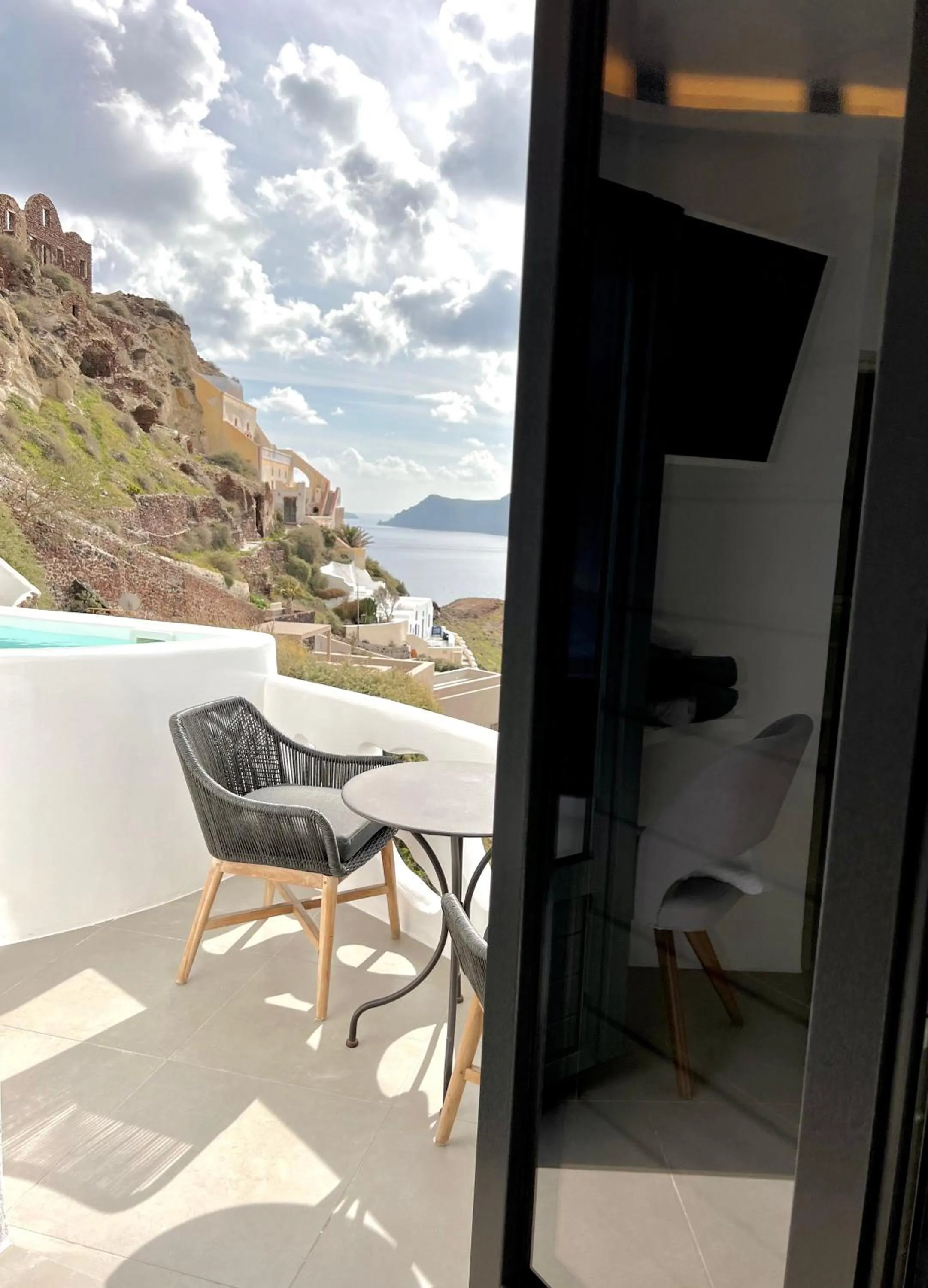 Patio in ArmonOia Caves