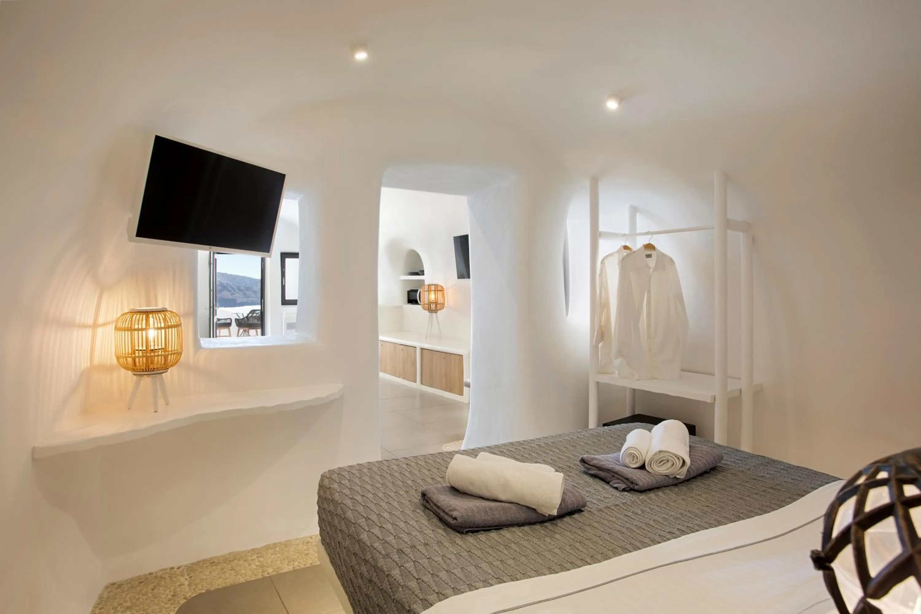 Bed in ArmonOia Caves