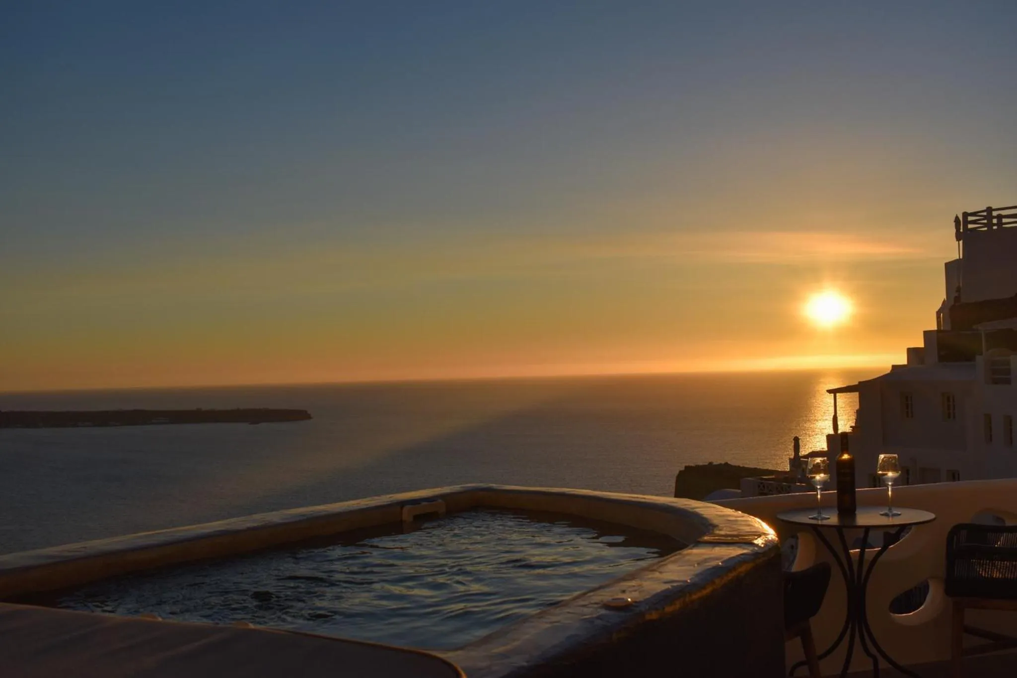 Hot Tub in ArmonOia Caves