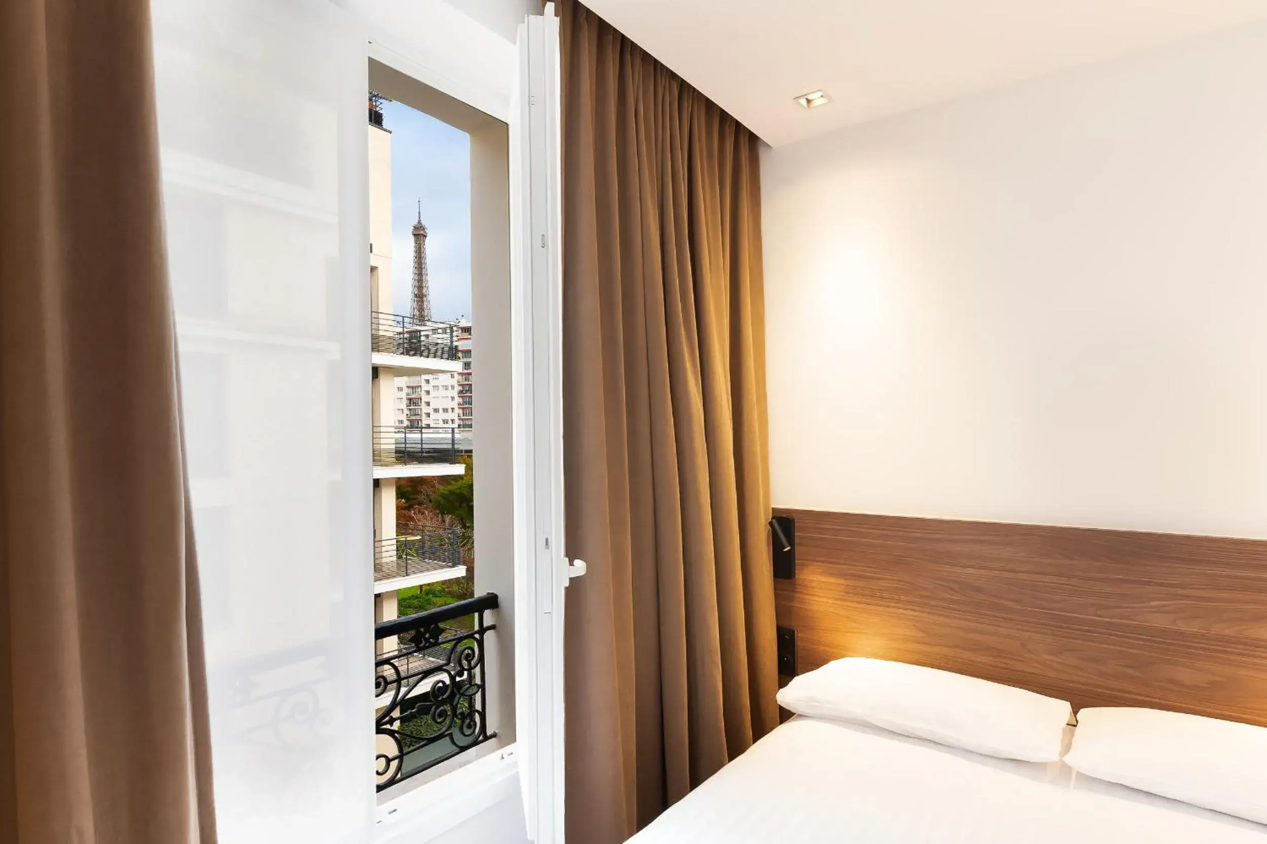 Les Suites Tour Eiffel Les Suites Tour Eiffel