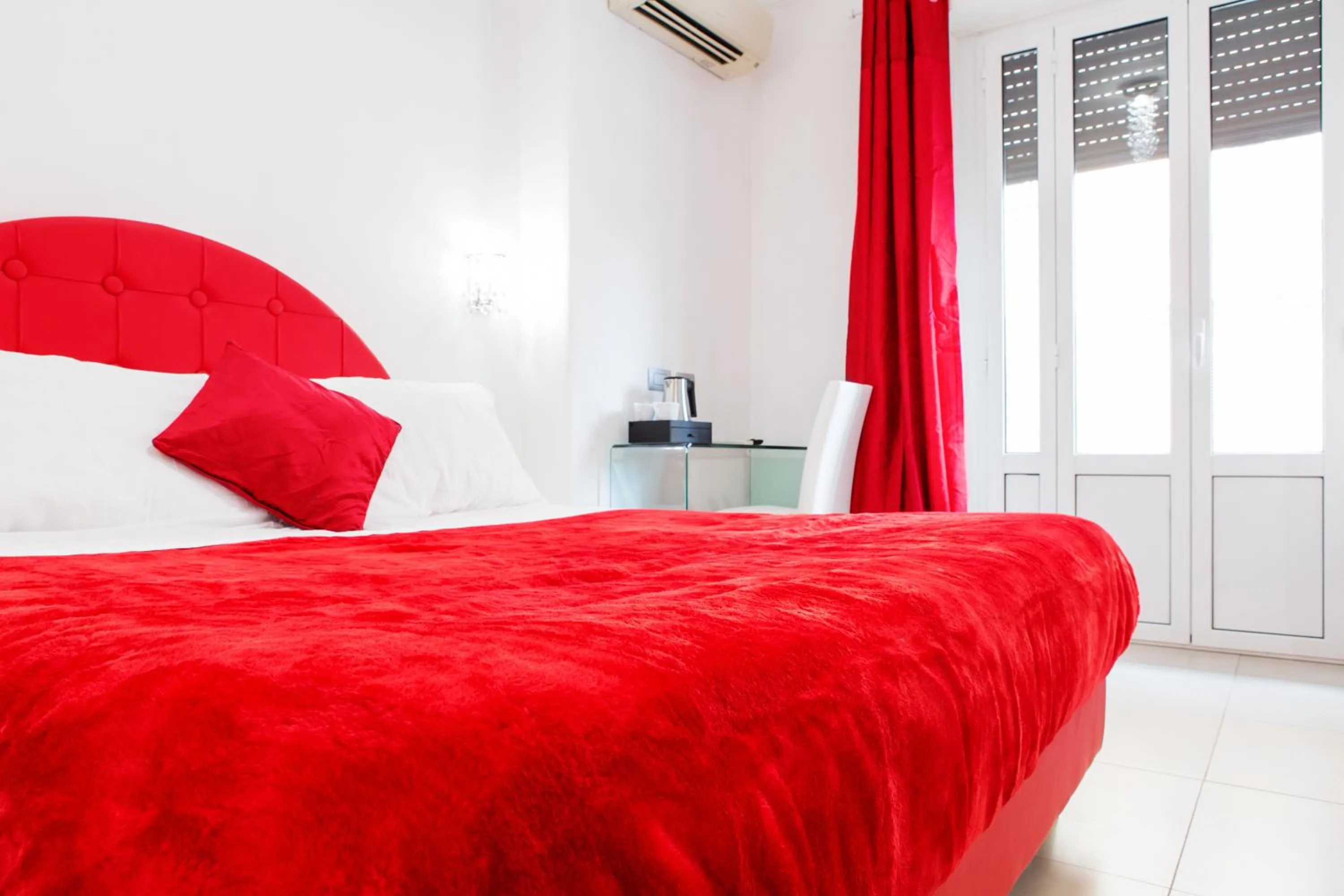 Bed in Vatican Grand Suite