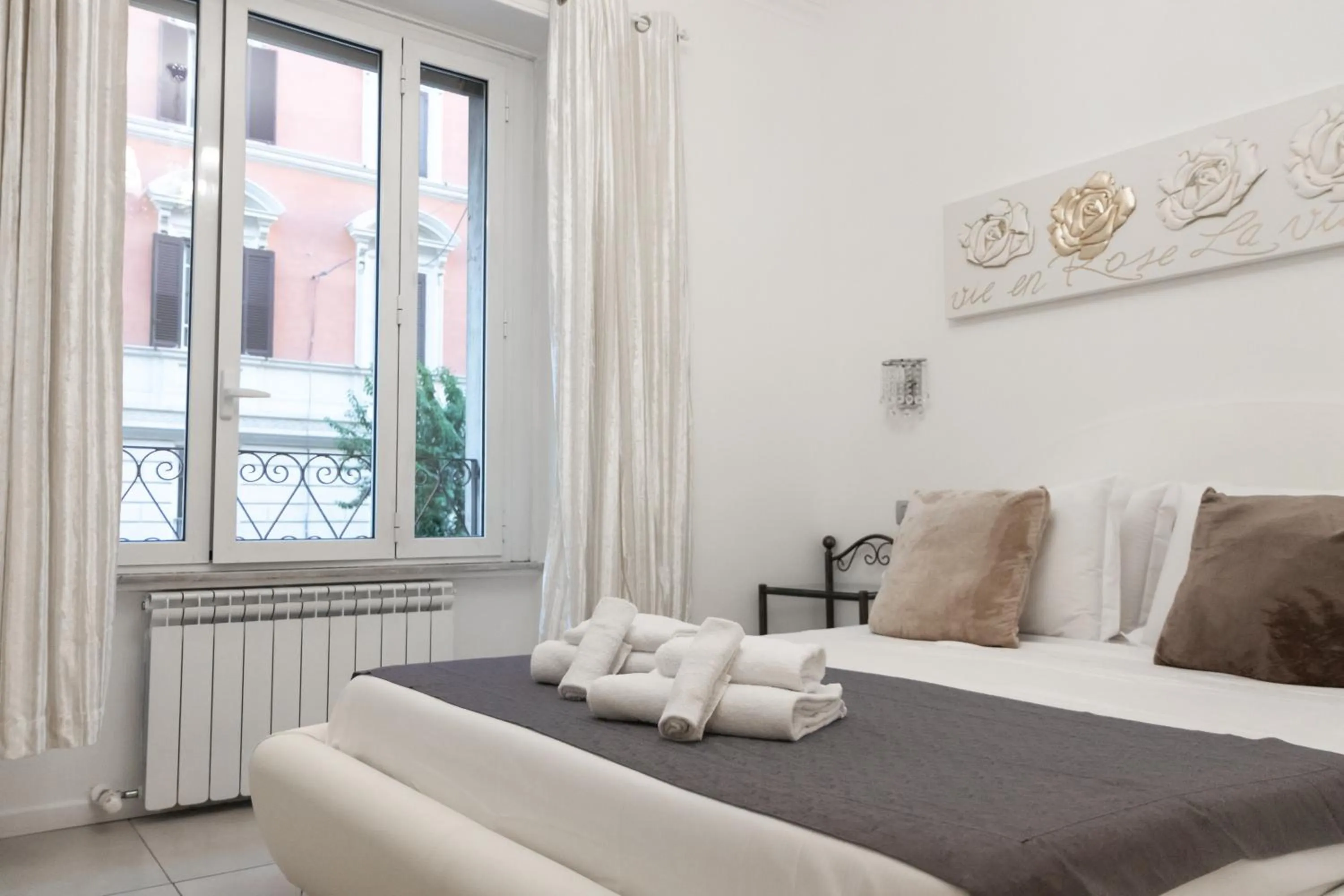 Bed in Vatican Grand Suite