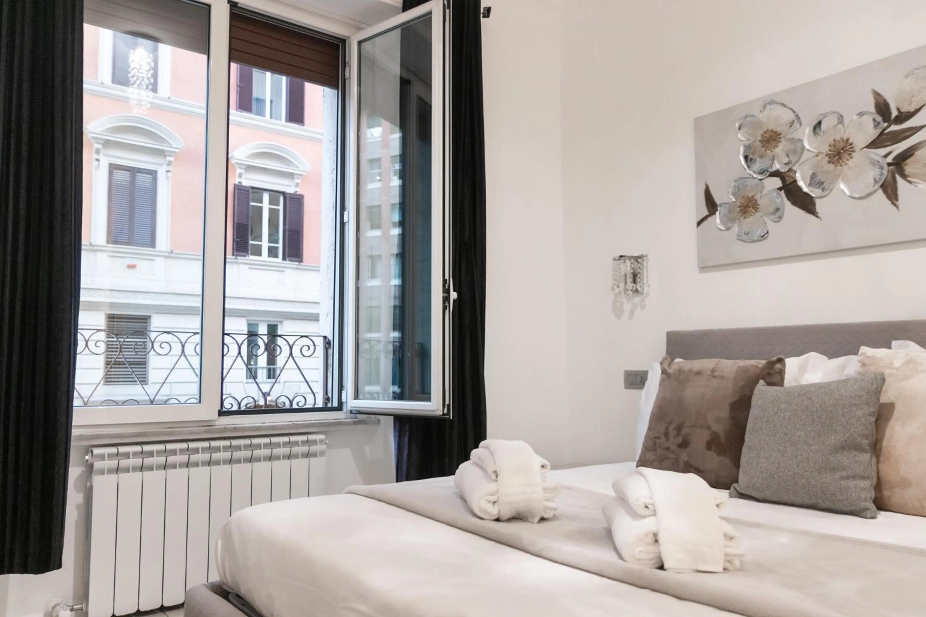 Bed in Vatican Grand Suite