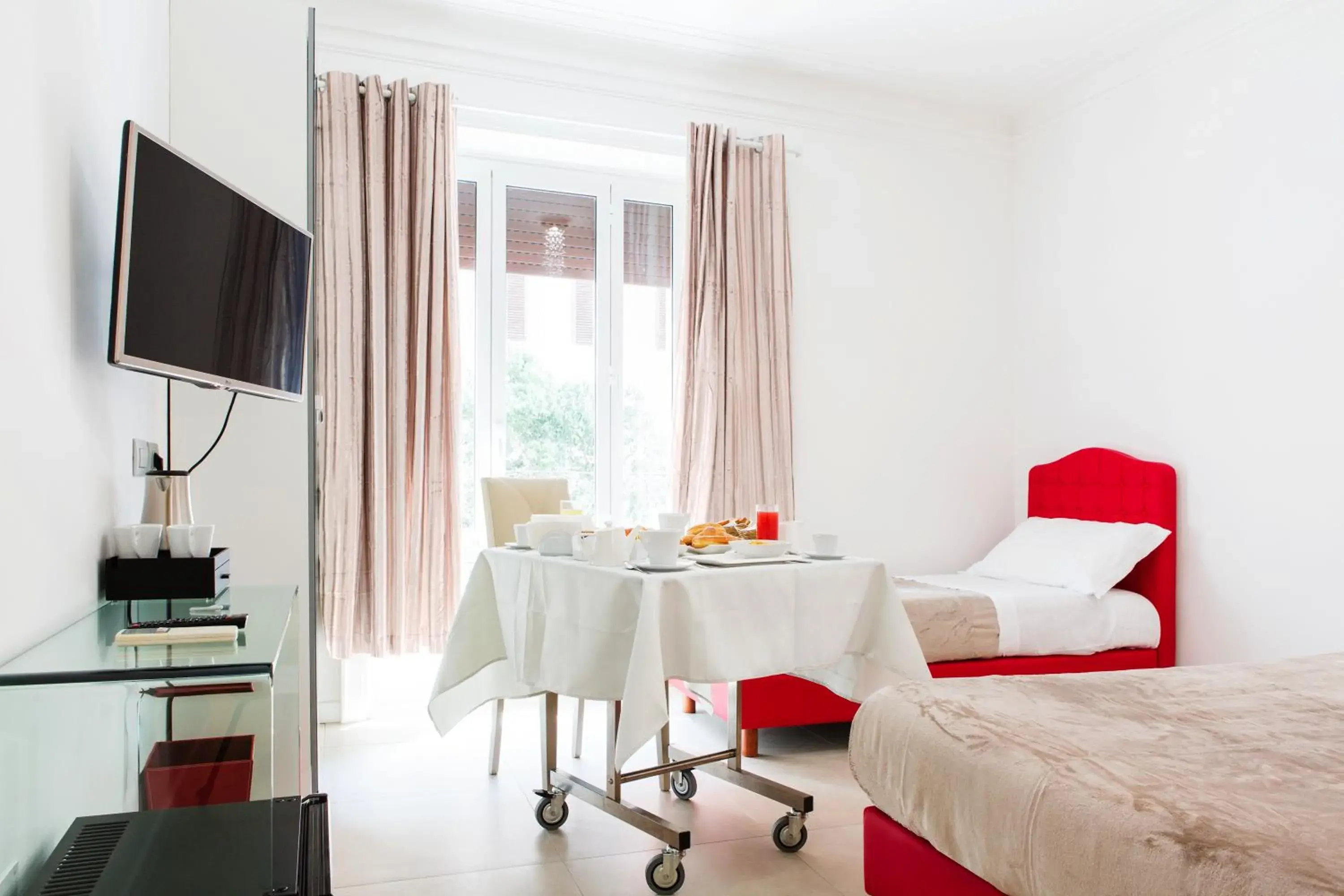 Executive Triple Room in Vatican Grand Suite Executive Triple Room in Vatican Grand Suite