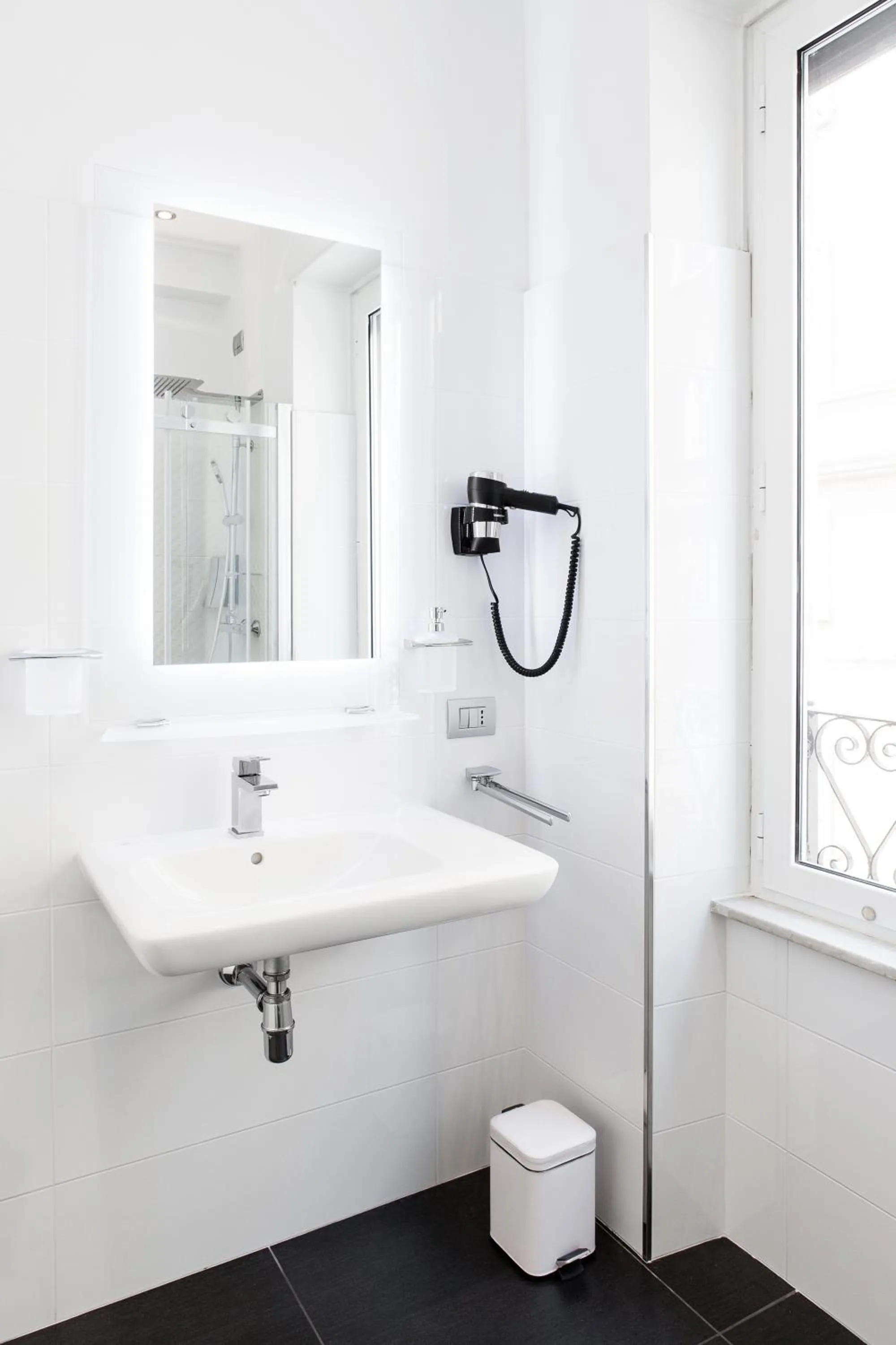 Bathroom in Vatican Grand Suite