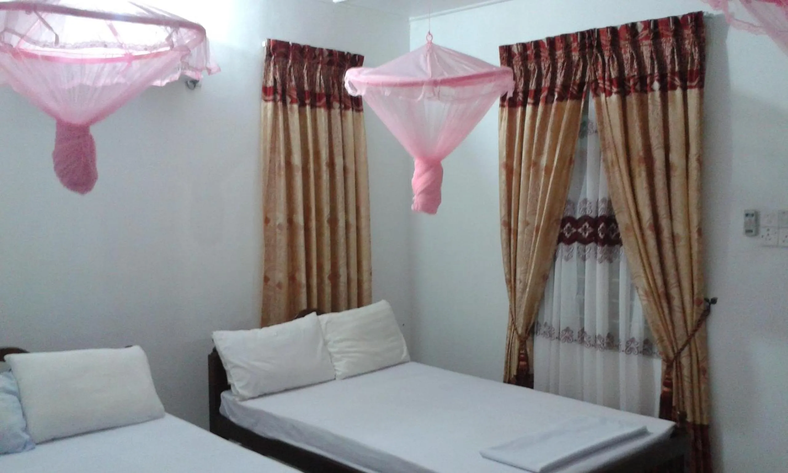 Photo of the whole room, Bed in Sea Zone Hotel Nilaveli