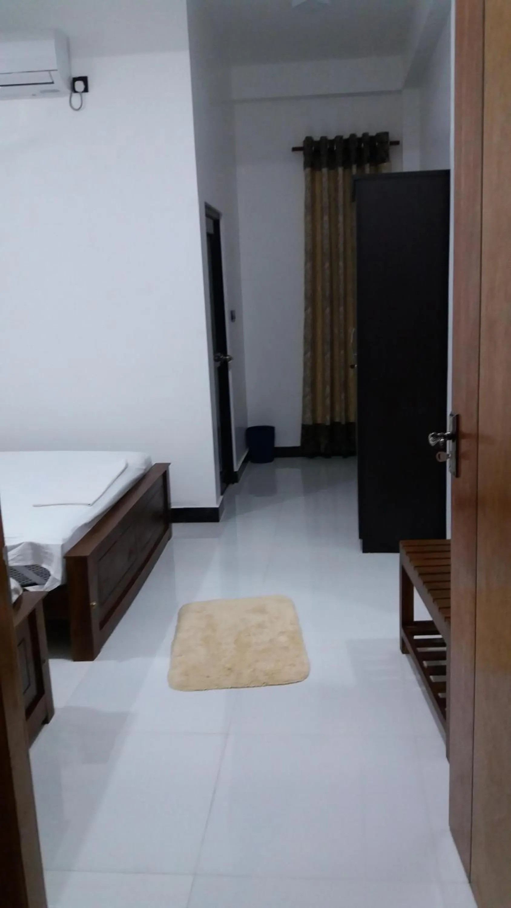 Bed in Sea Zone Hotel Nilaveli