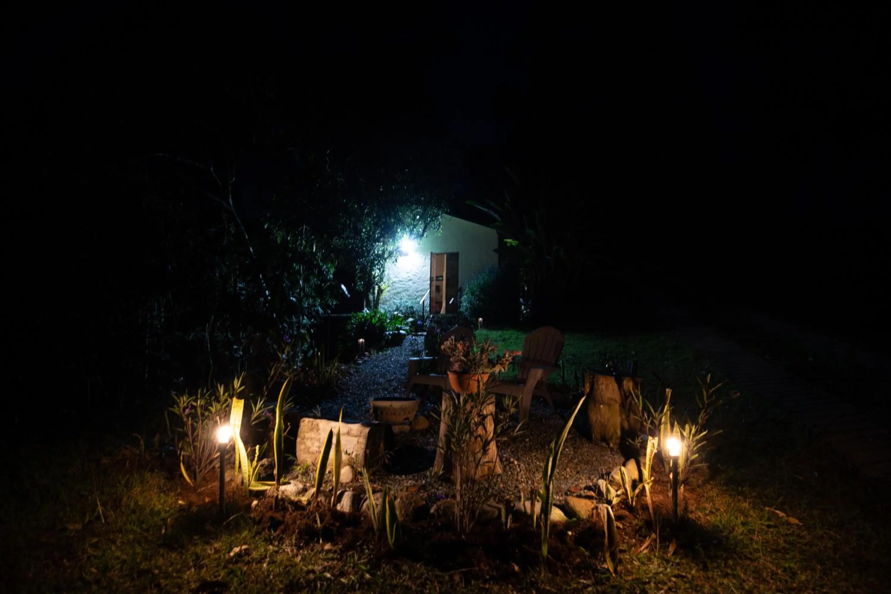 Night in Roots Eco House