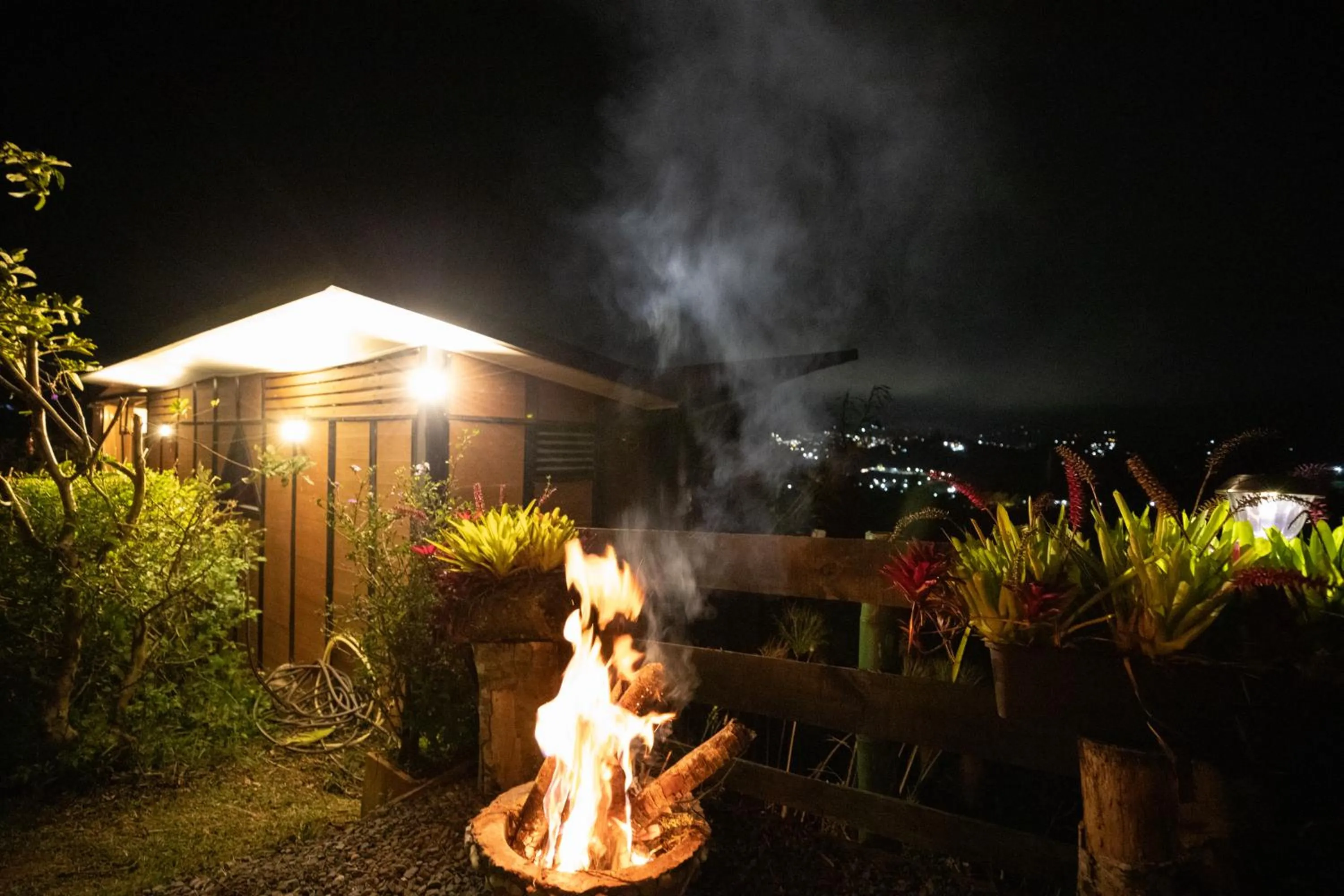 Night in Roots Eco House
