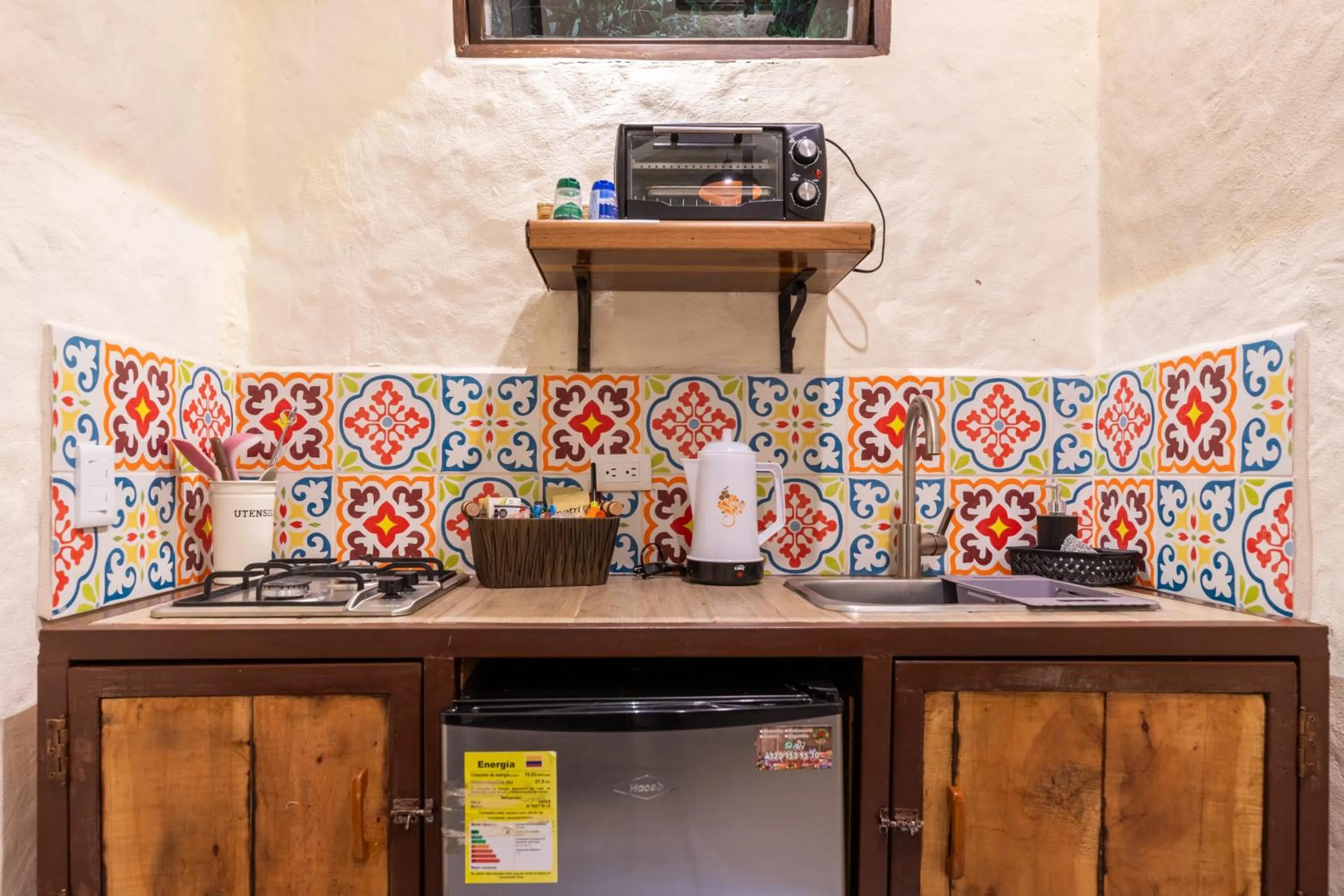 Kitchen or kitchenette in Roots Eco House