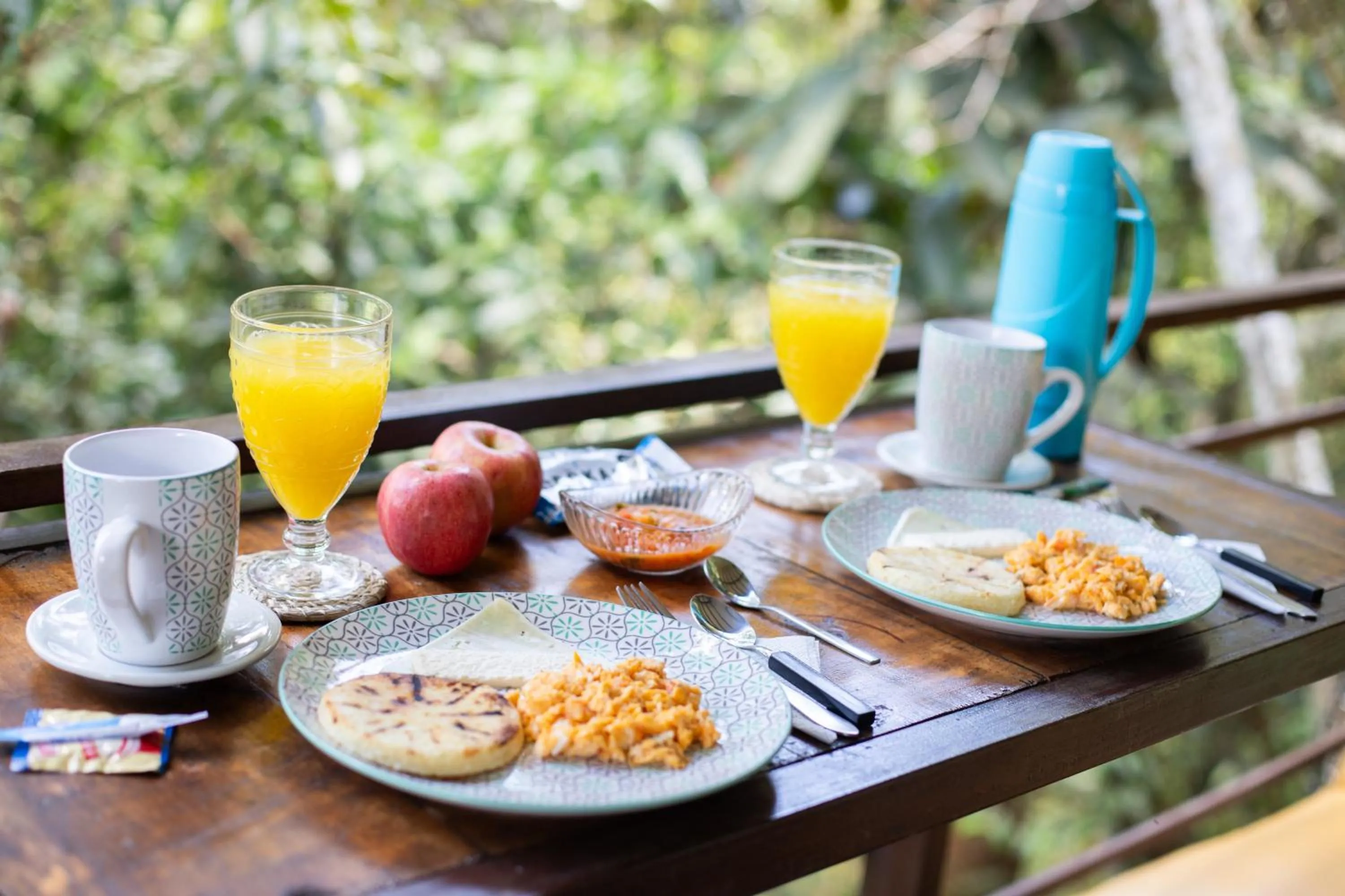 Breakfast in Roots Eco House