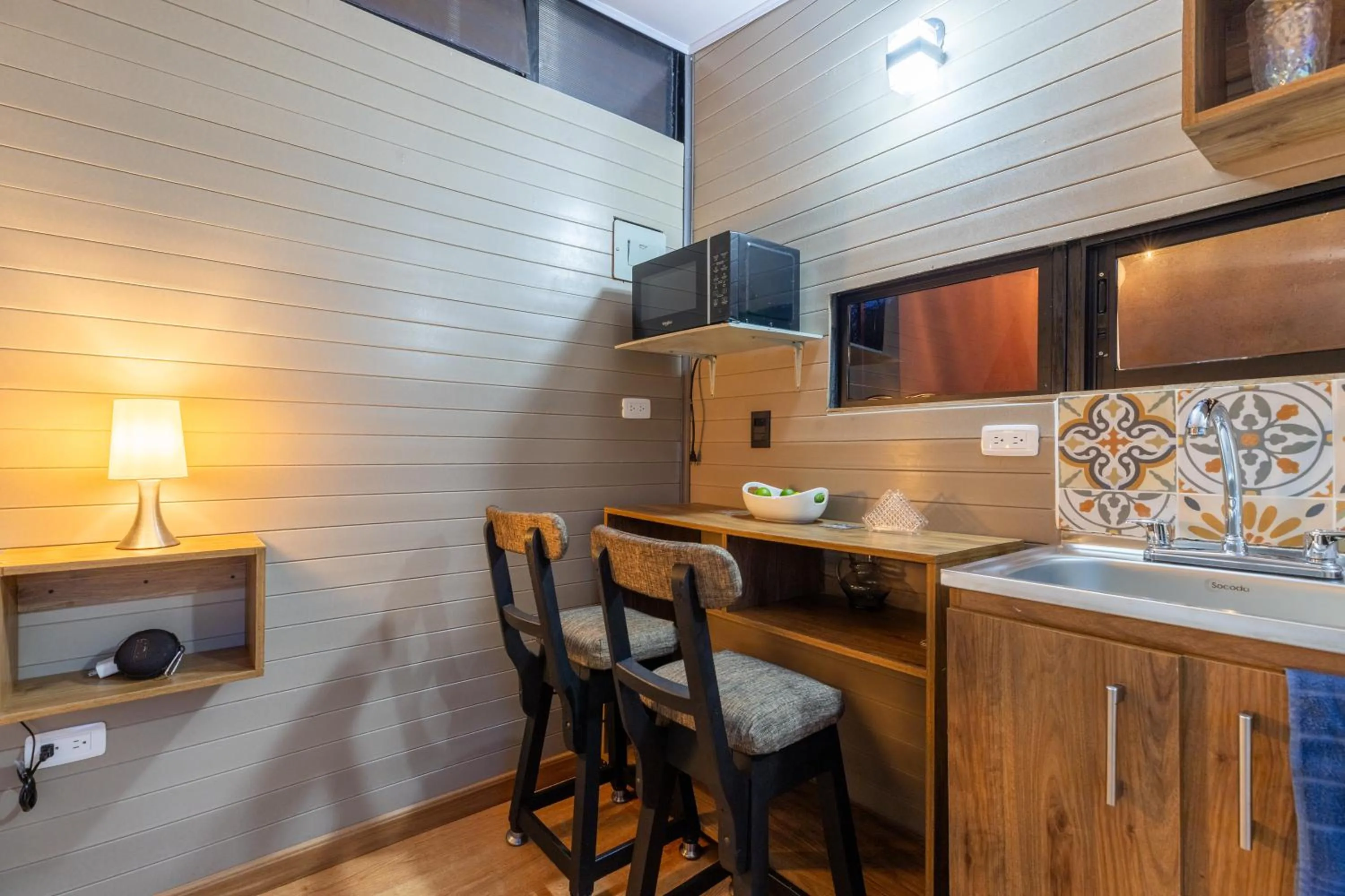 Kitchen or kitchenette in Roots Eco House