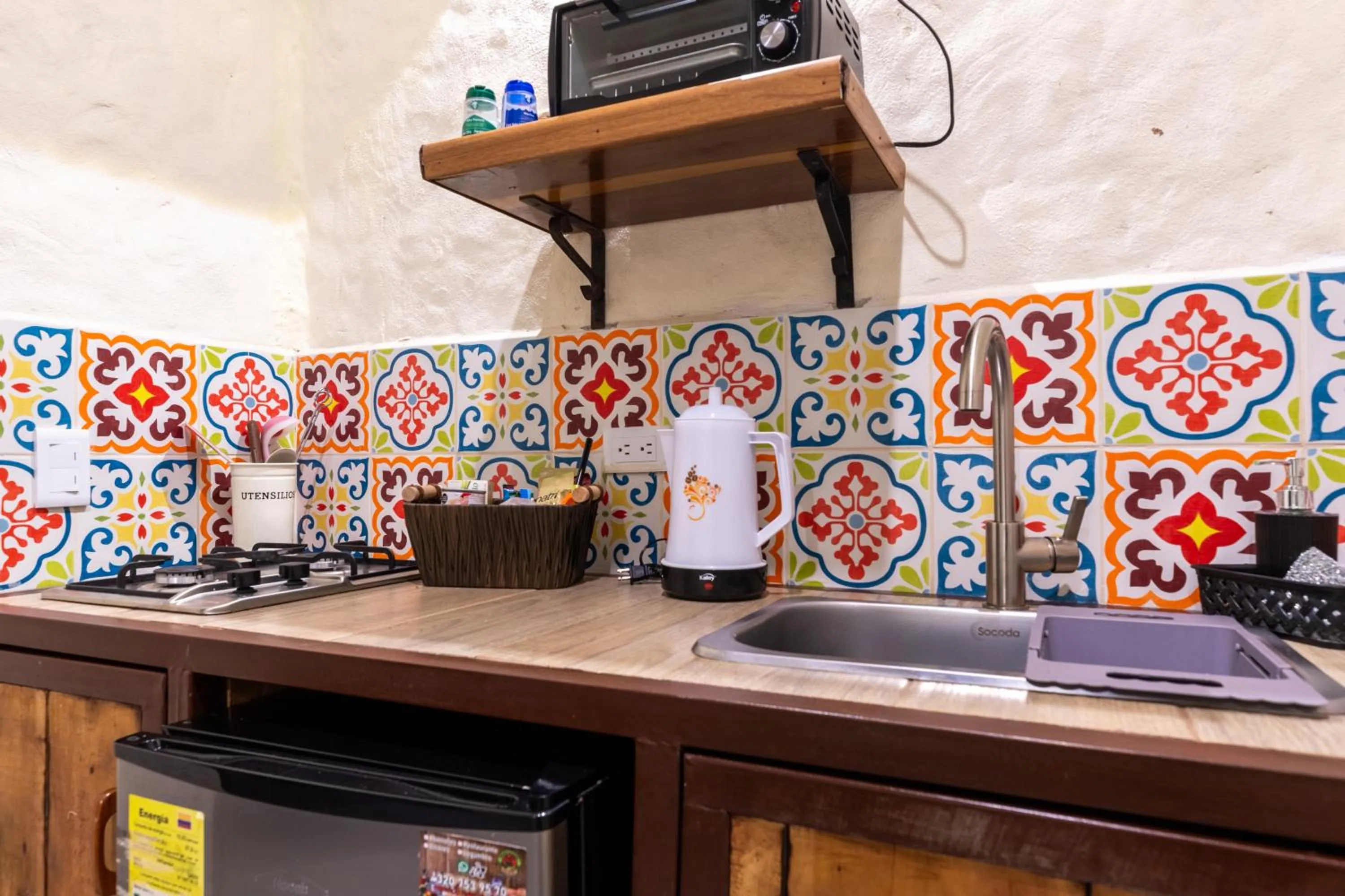 Kitchen or kitchenette in Roots Eco House