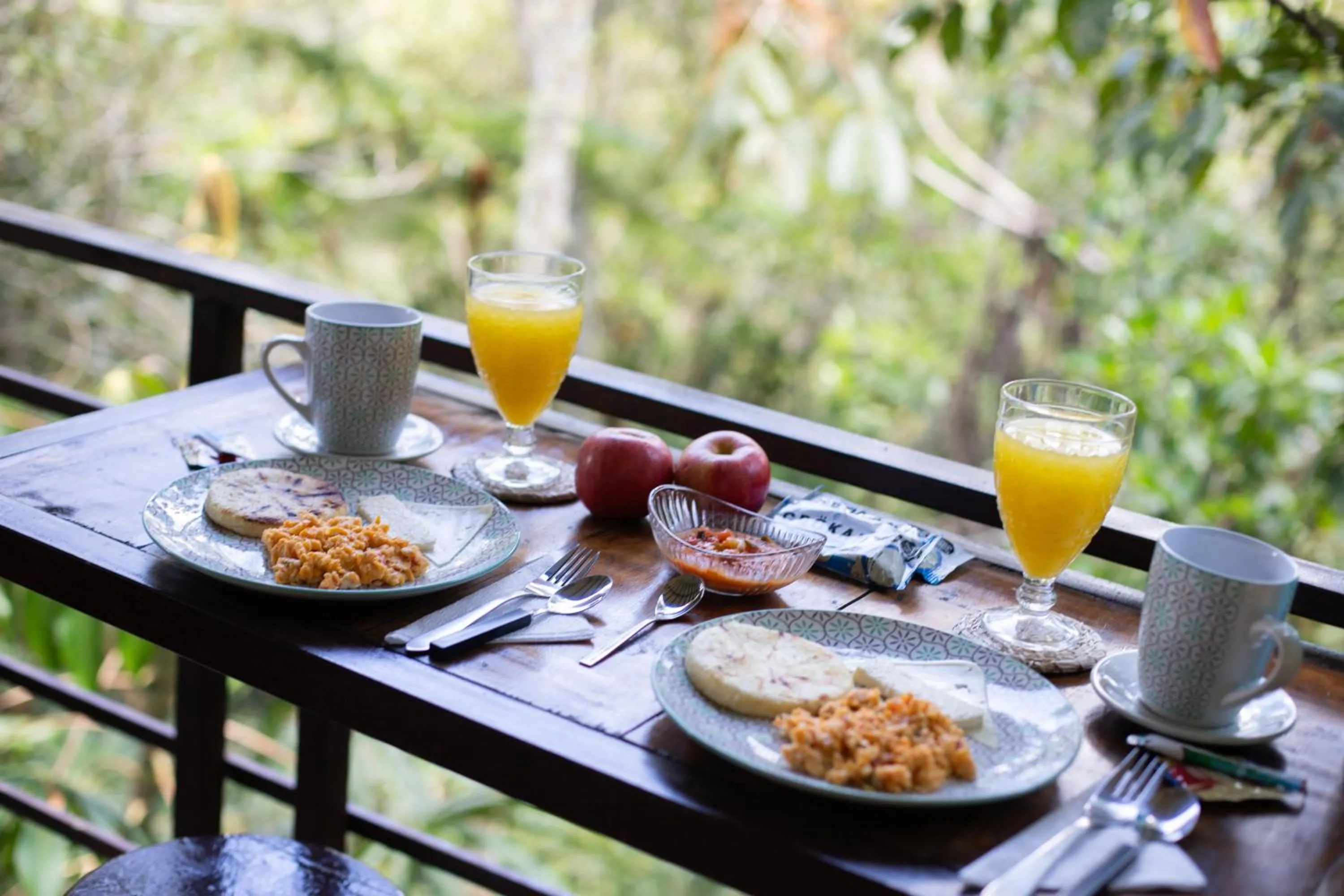 Breakfast in Roots Eco House