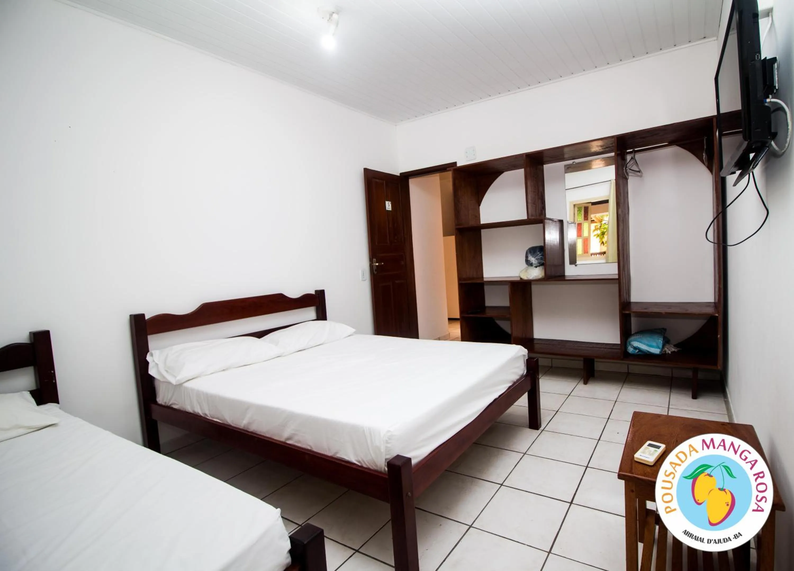 Photo of the whole room, Bed in Pousada Manga Rosa- Arraial