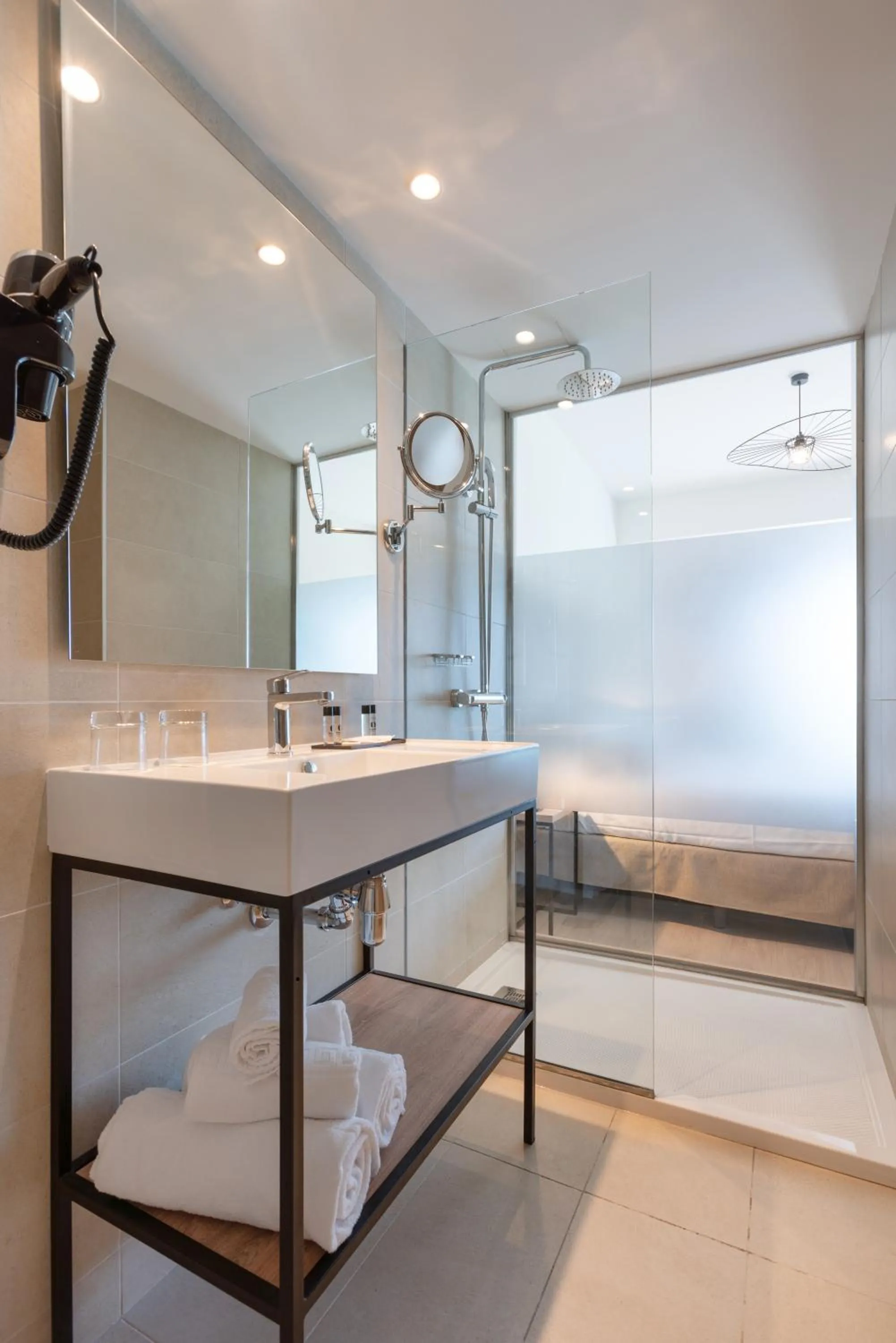 Bathroom in Hotel Las Arenas